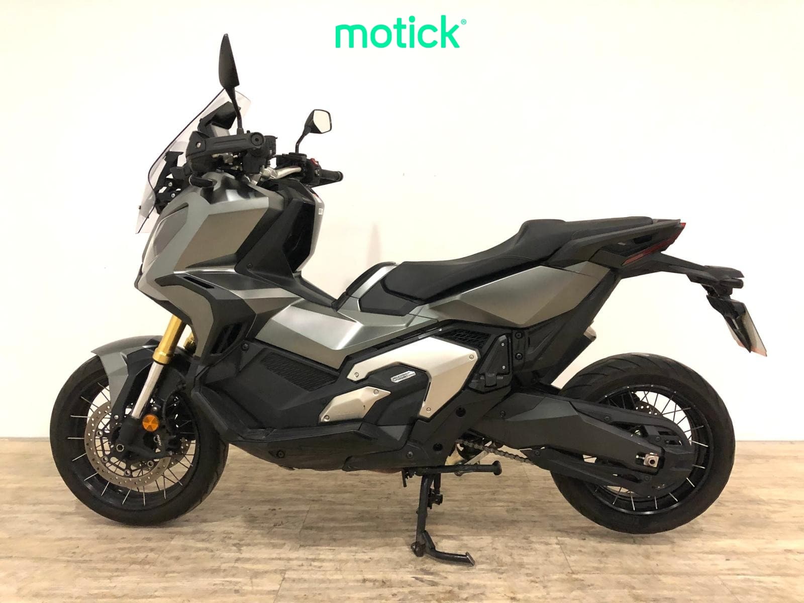 HONDA X-ADV 750 (IVA DEDUCIBLE)