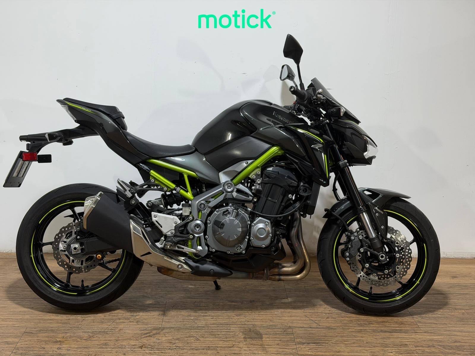 KAWASAKI Z 900 (FULL)