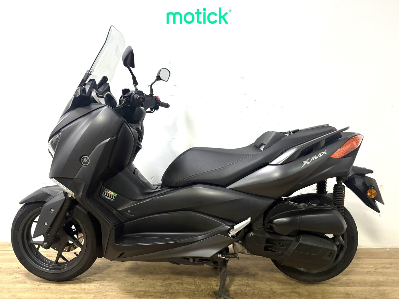 YAMAHA XMAX 125