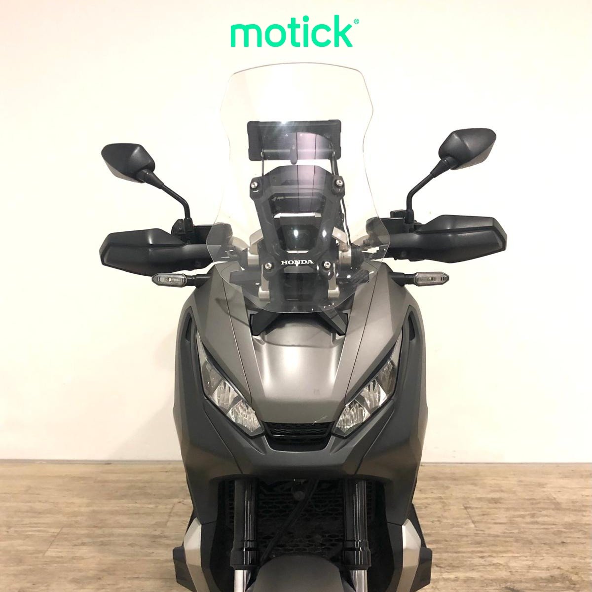 HONDA X-ADV 750 (A) (AKRAPOVIC HOMOLOGADO)