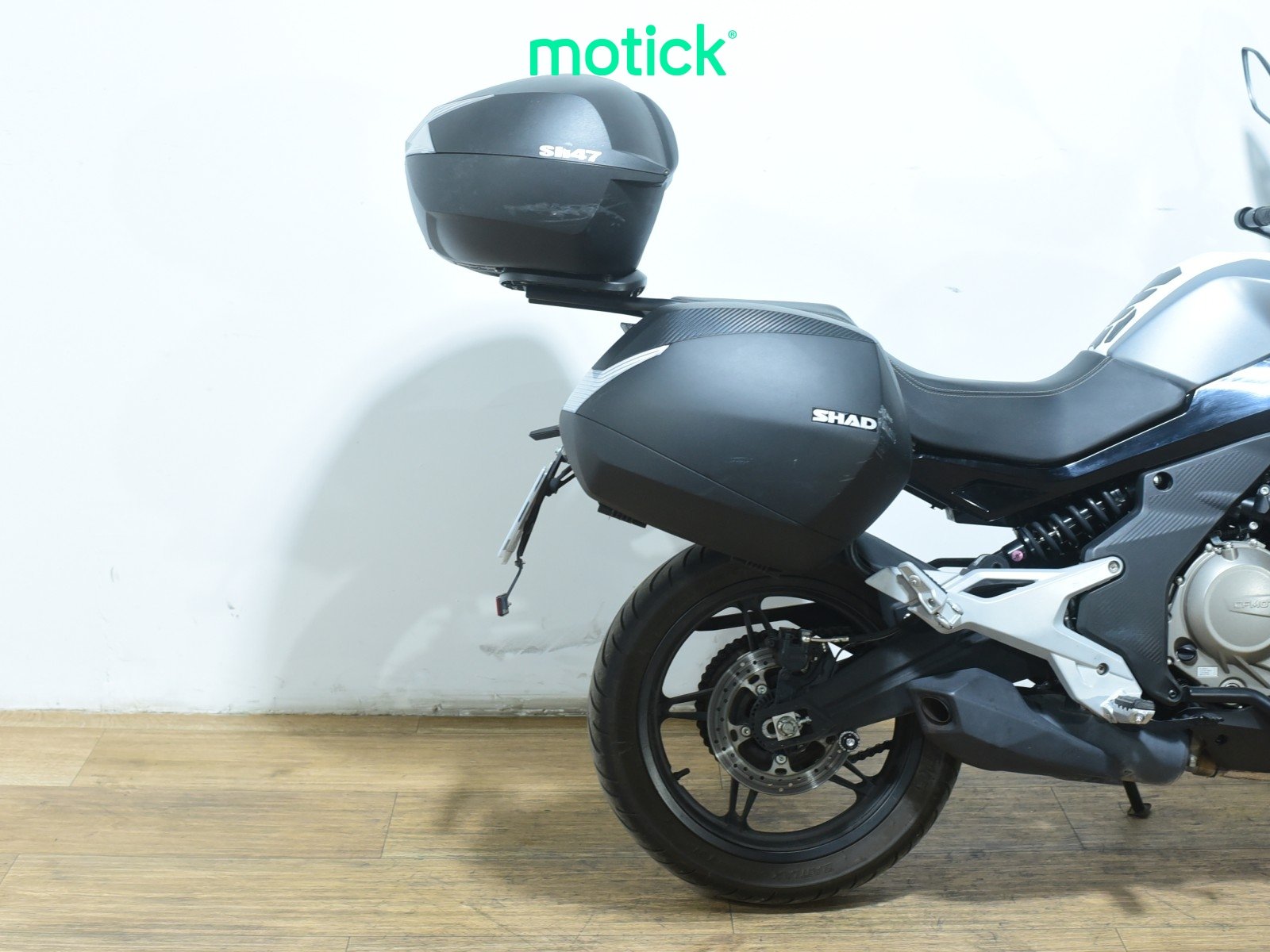 CF MOTO 650 MT