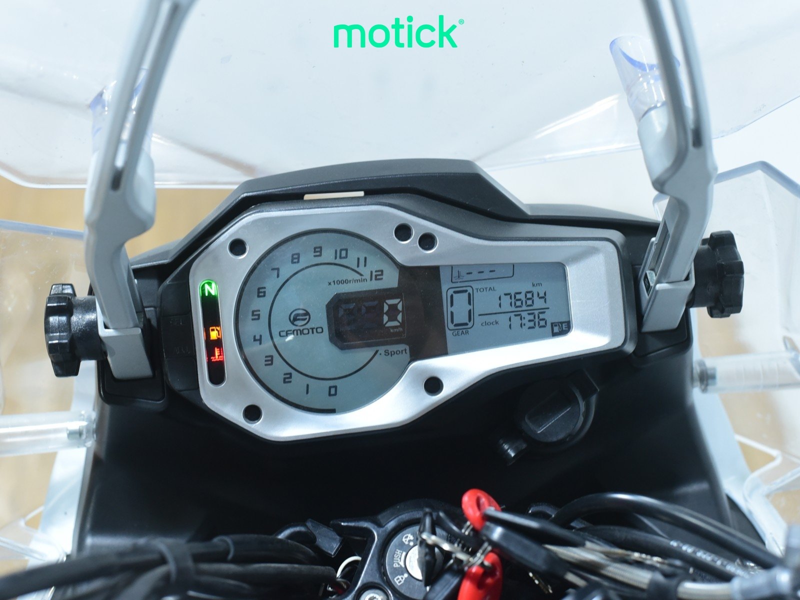 CF MOTO 650 MT