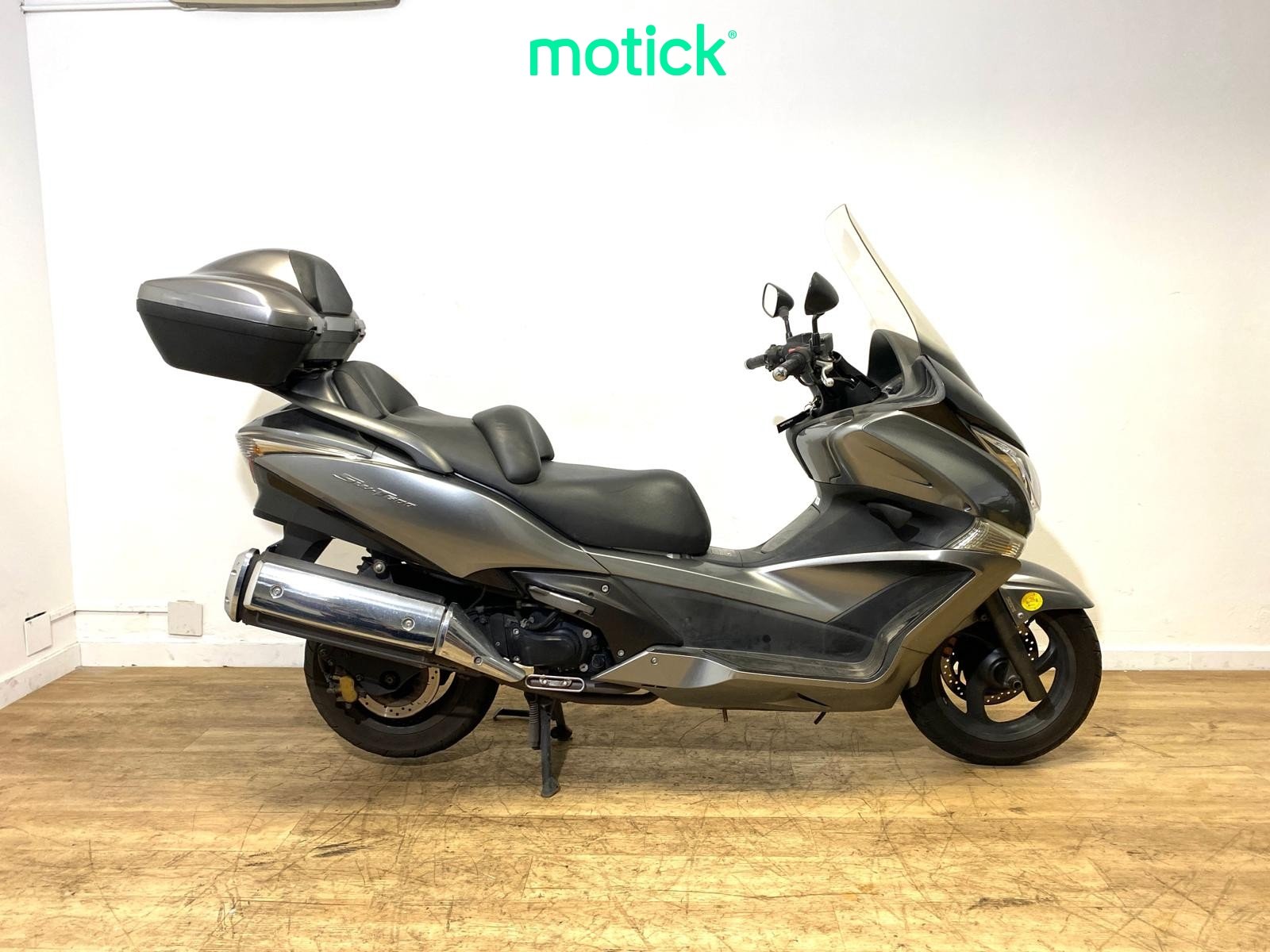 HONDA SILVER WING 600 T (TOP CASE)