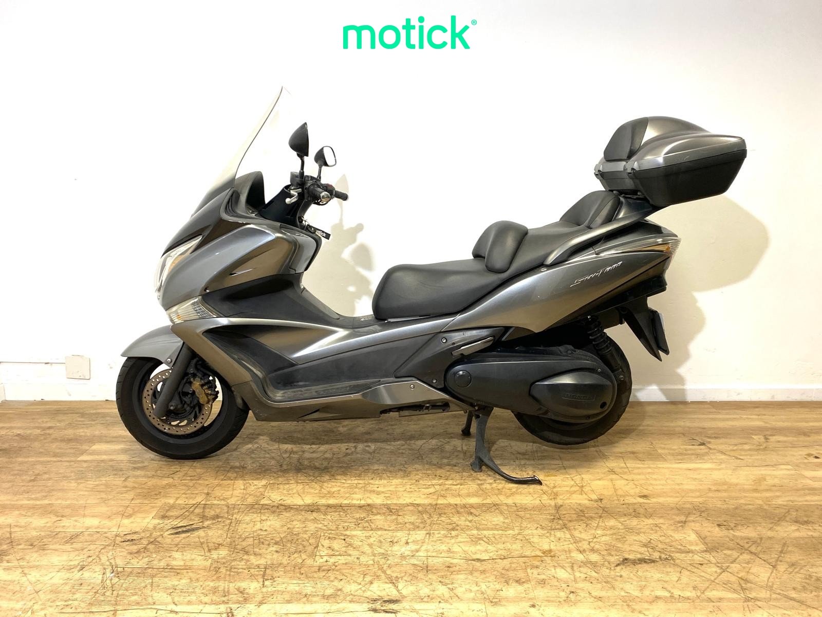 HONDA SILVER WING 600 T (TOP CASE)