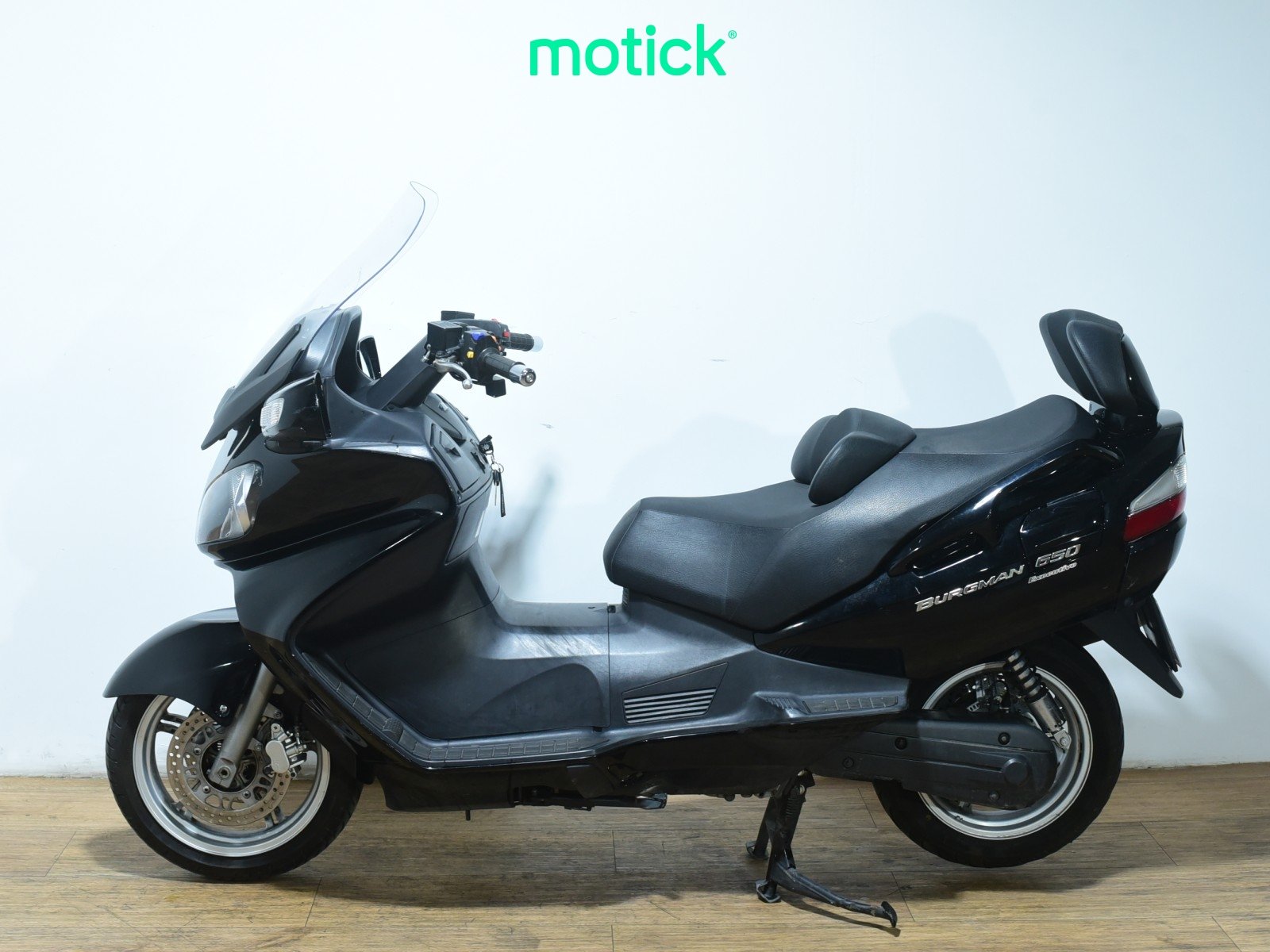 SUZUKI BURGMAN 650 EXECUTIVE