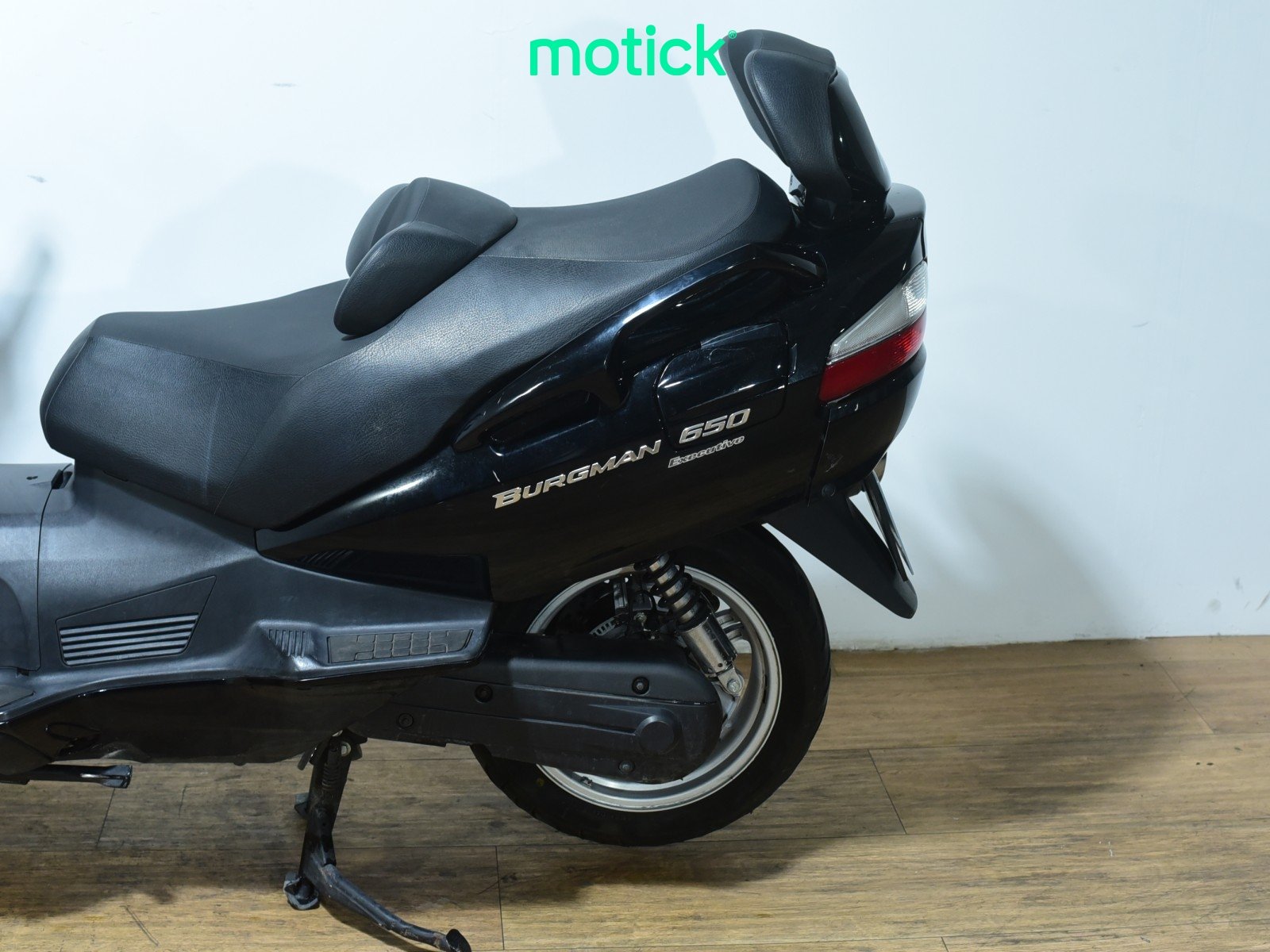 SUZUKI BURGMAN 650 EXECUTIVE