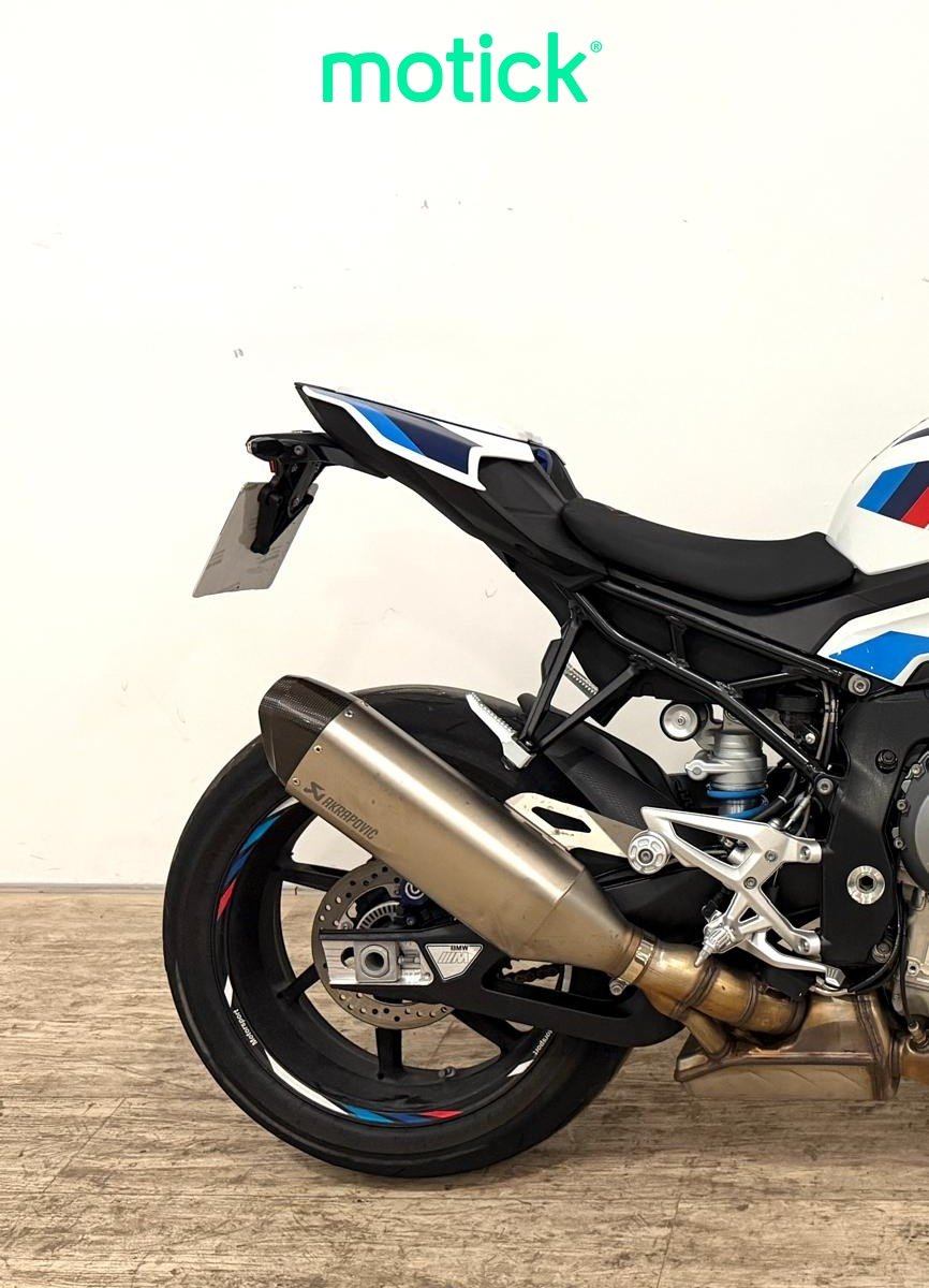 BMW M 1000 RR