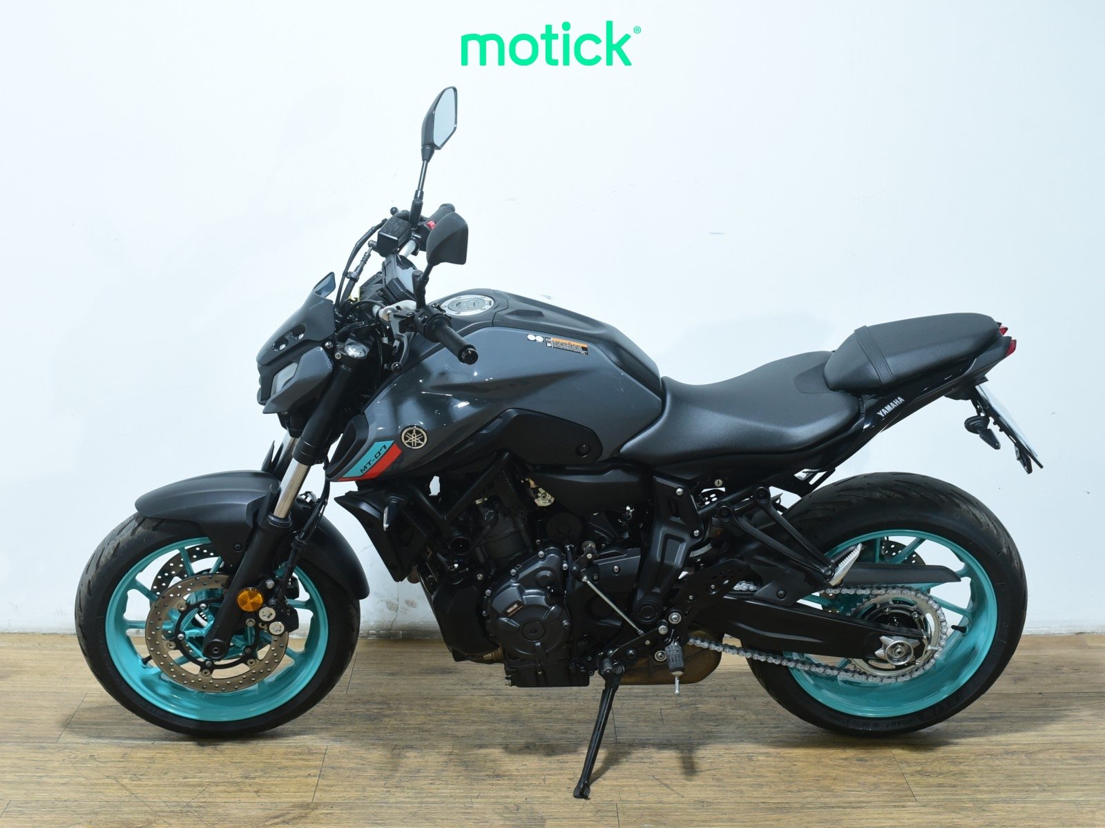 YAMAHA MT-07 (A2)