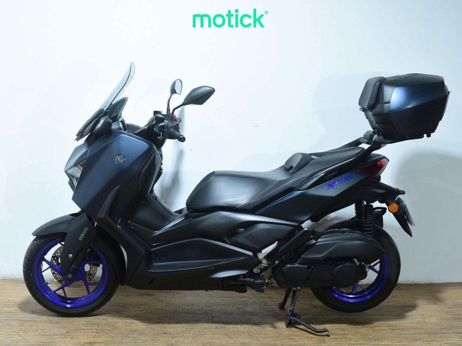YAMAHA XMAX 125