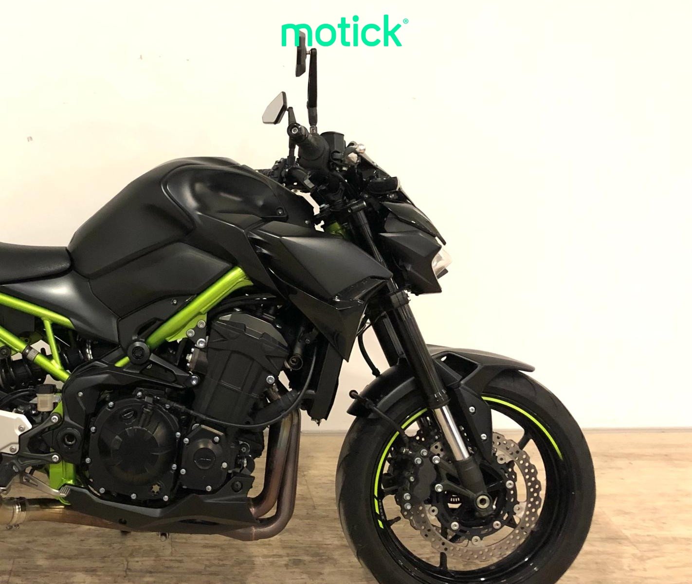 KAWASAKI Z 900 FULL (ESCAPE AKRAPOVIC HOMOLOGADO)