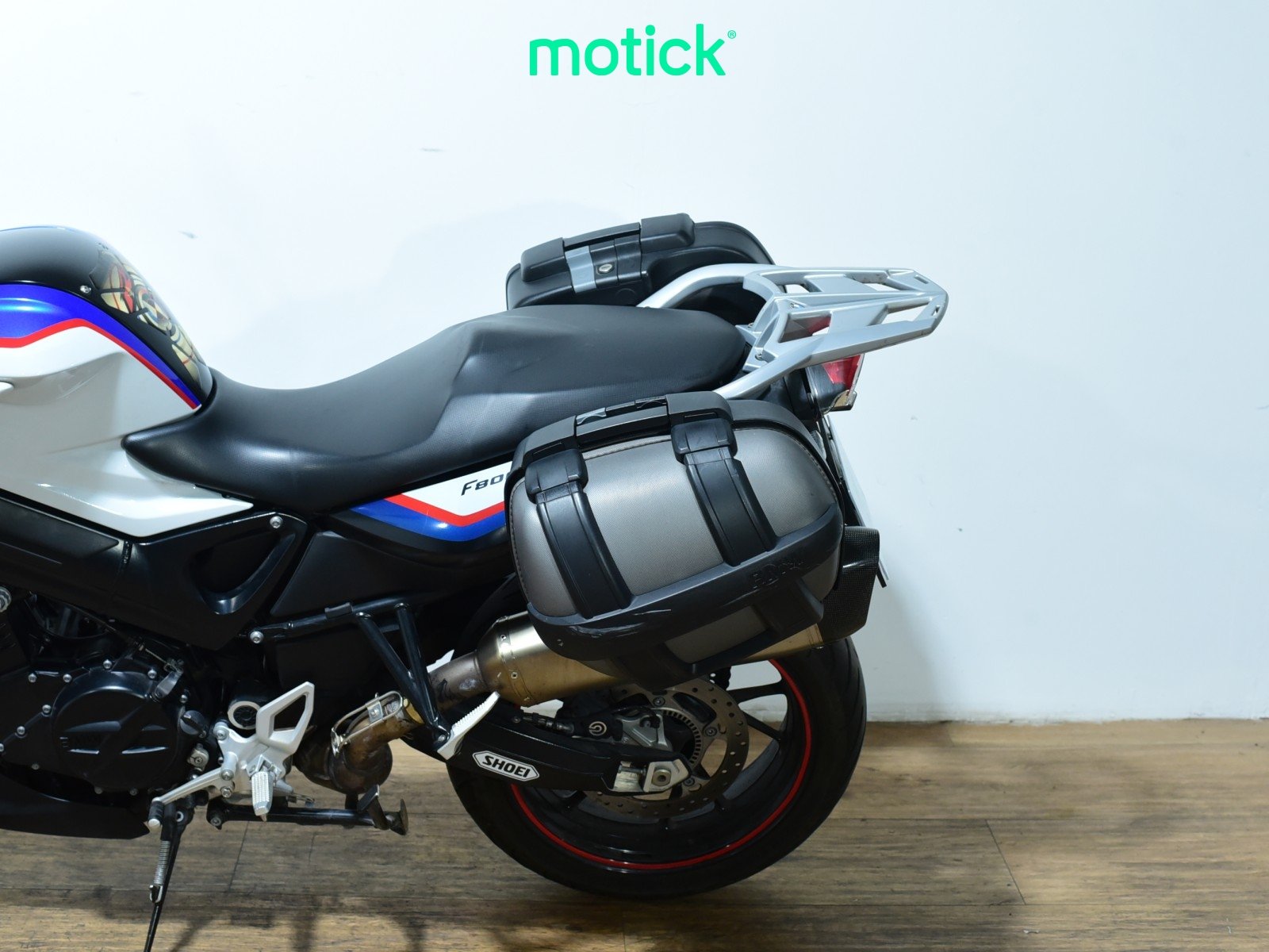 BMW F 800 R (A) (2 MALETAS) (AKRAPOVIC HOMOLOGADO)