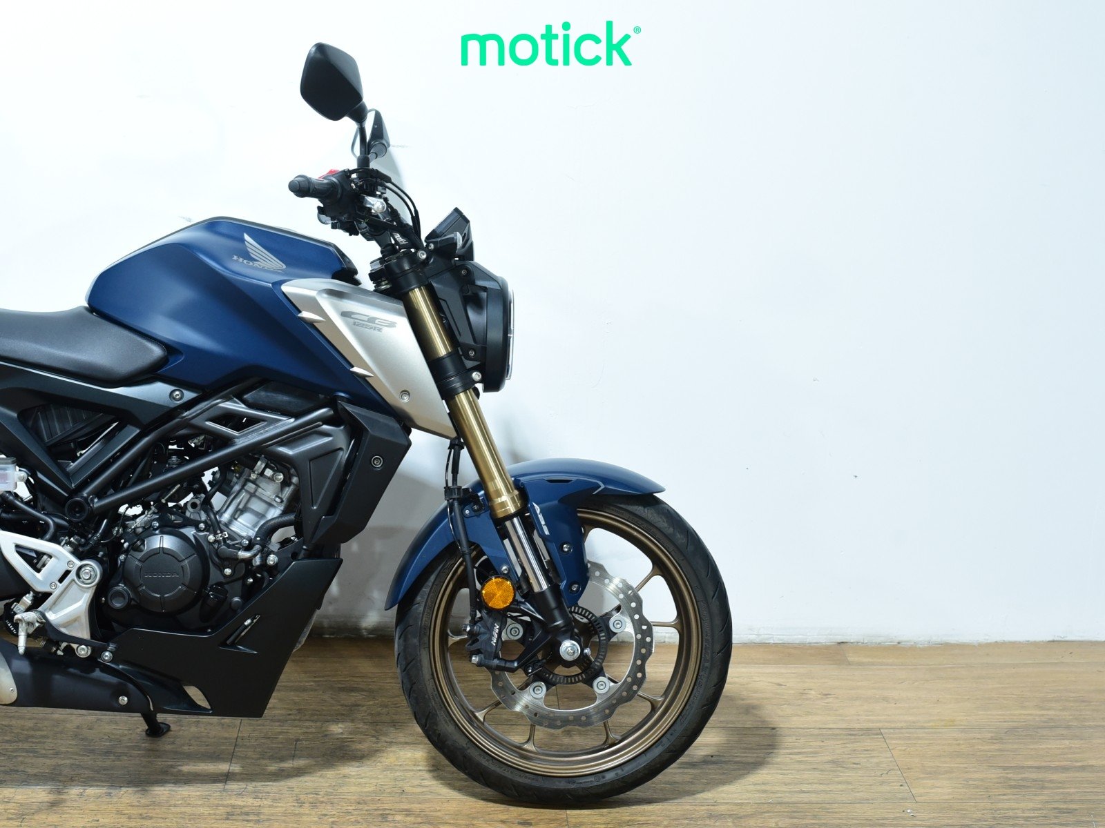 HONDA CB 125 R (TOP CASE)