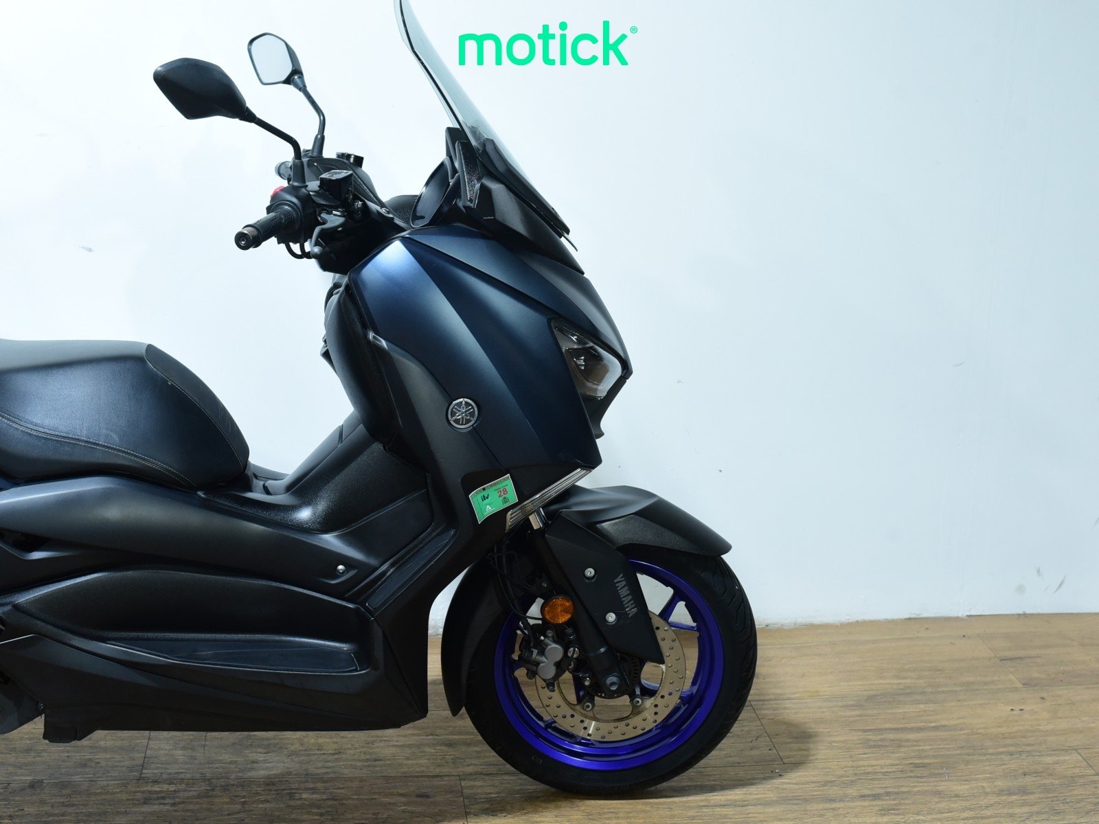 YAMAHA XMAX 125 (TOP CASE)