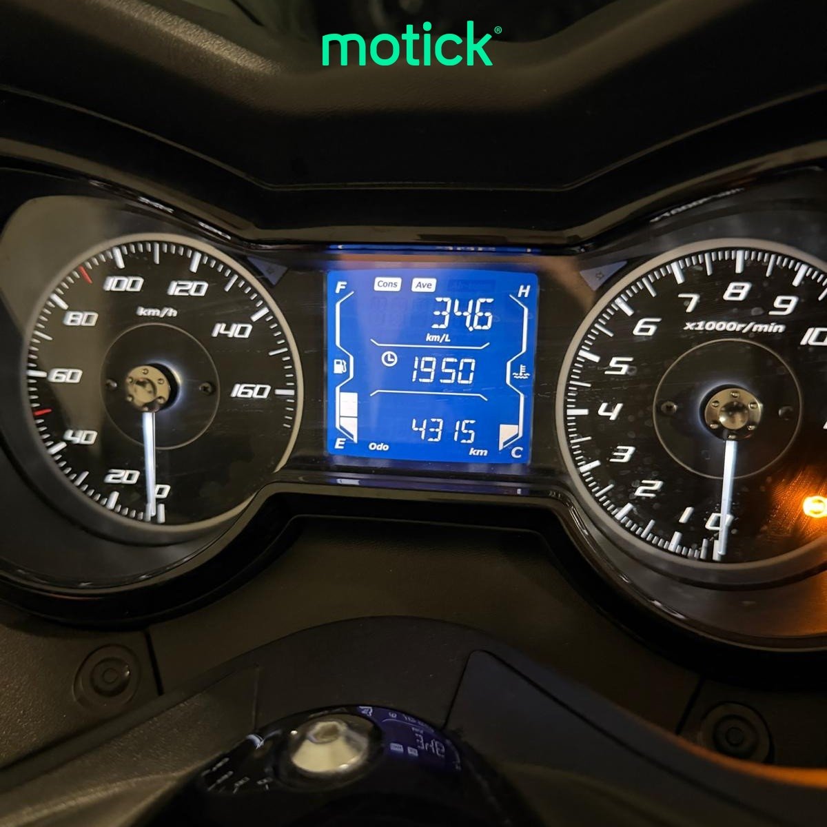 YAMAHA XMAX 300 TECH MAX