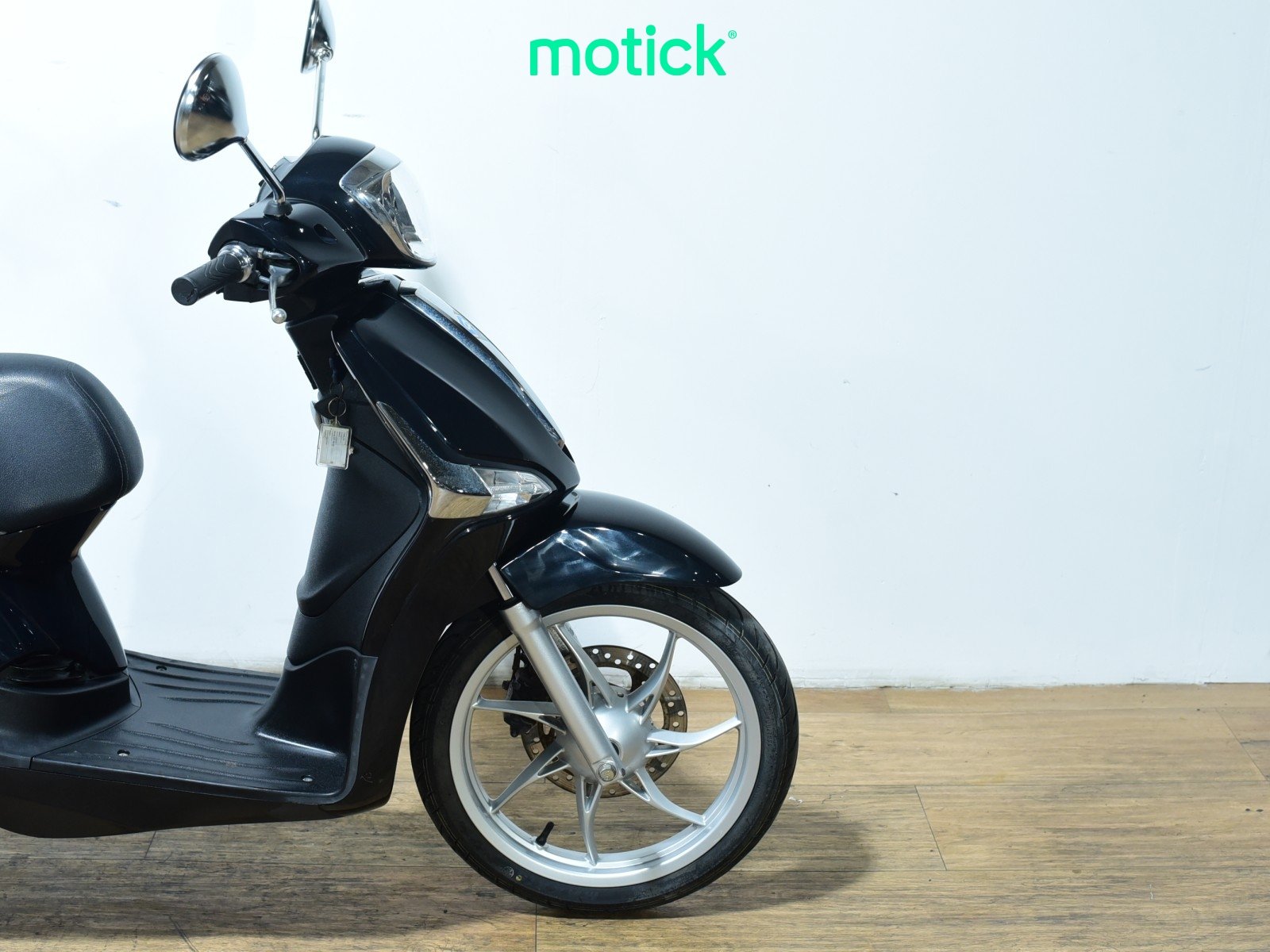 PIAGGIO LIBERTY 125 (TOP CASE)