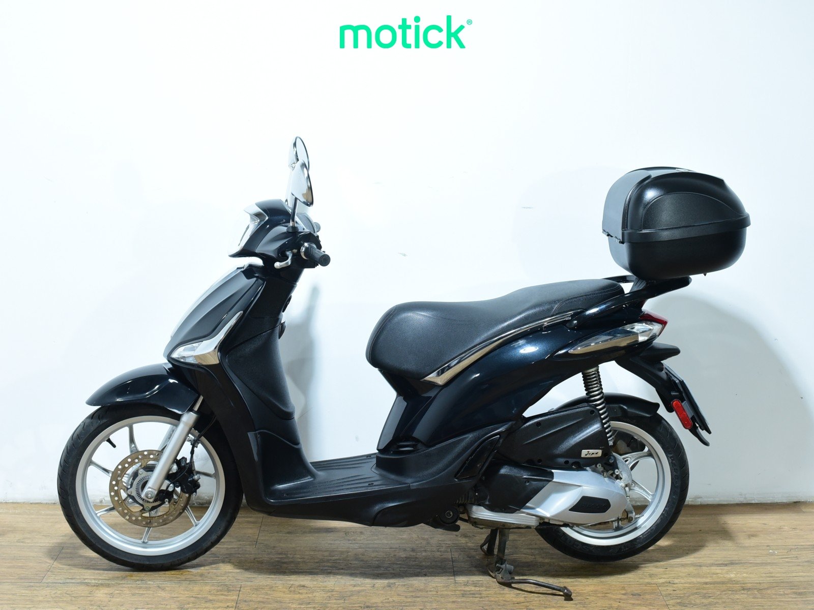 PIAGGIO LIBERTY 125 (TOP CASE)