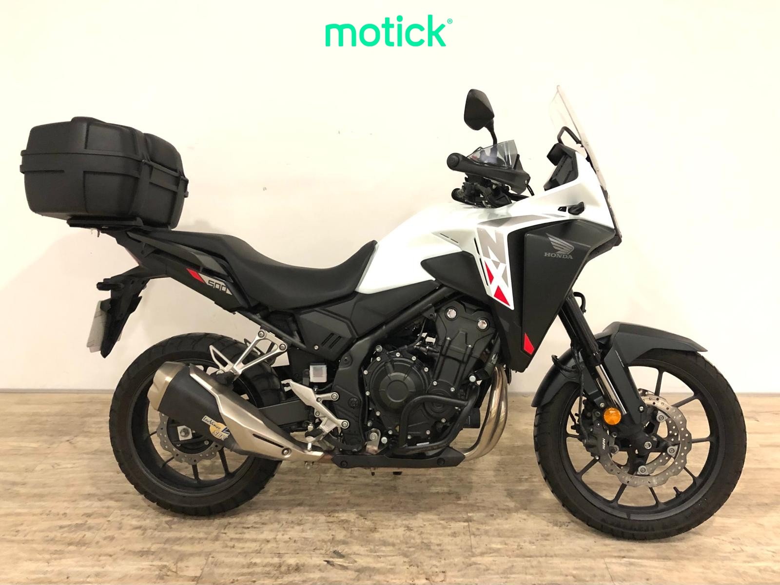 HONDA NX 500 (TOP CASE)