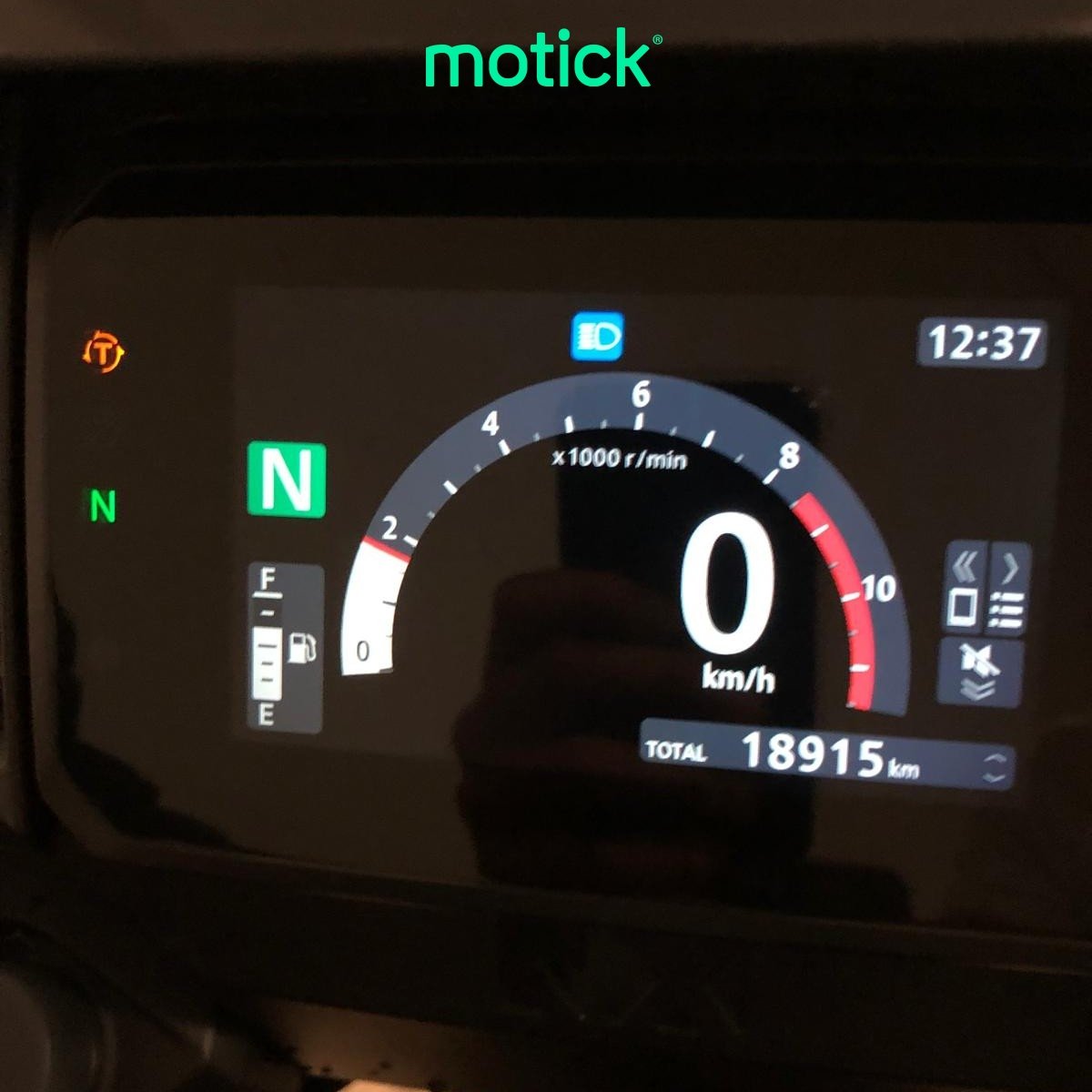 HONDA NX 500 (TOP CASE)