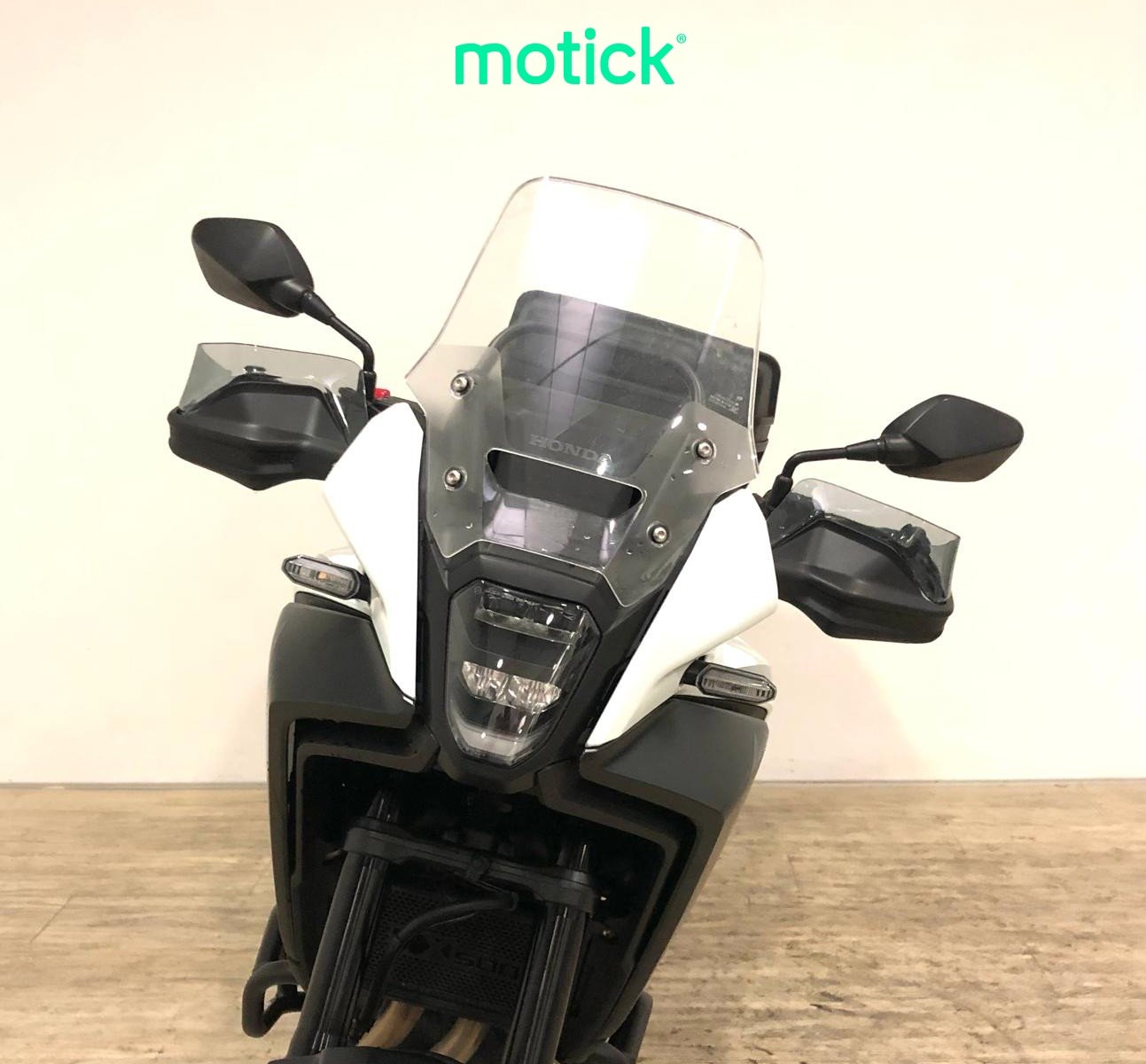 HONDA NX 500 (TOP CASE)