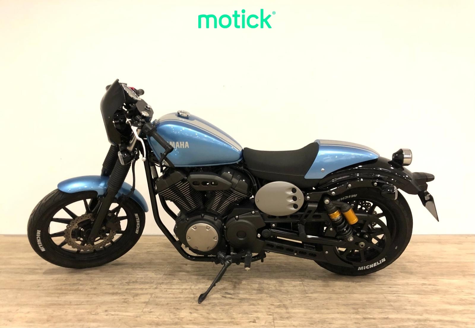YAMAHA XV 950 BOLT (A)