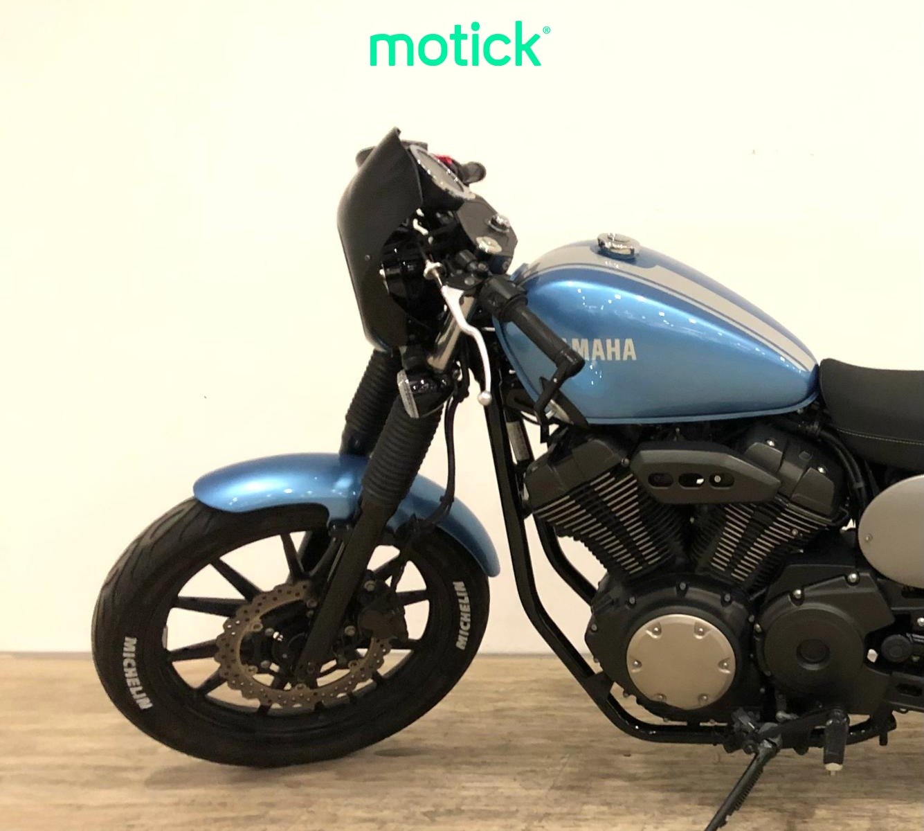 YAMAHA XV 950 BOLT (A)