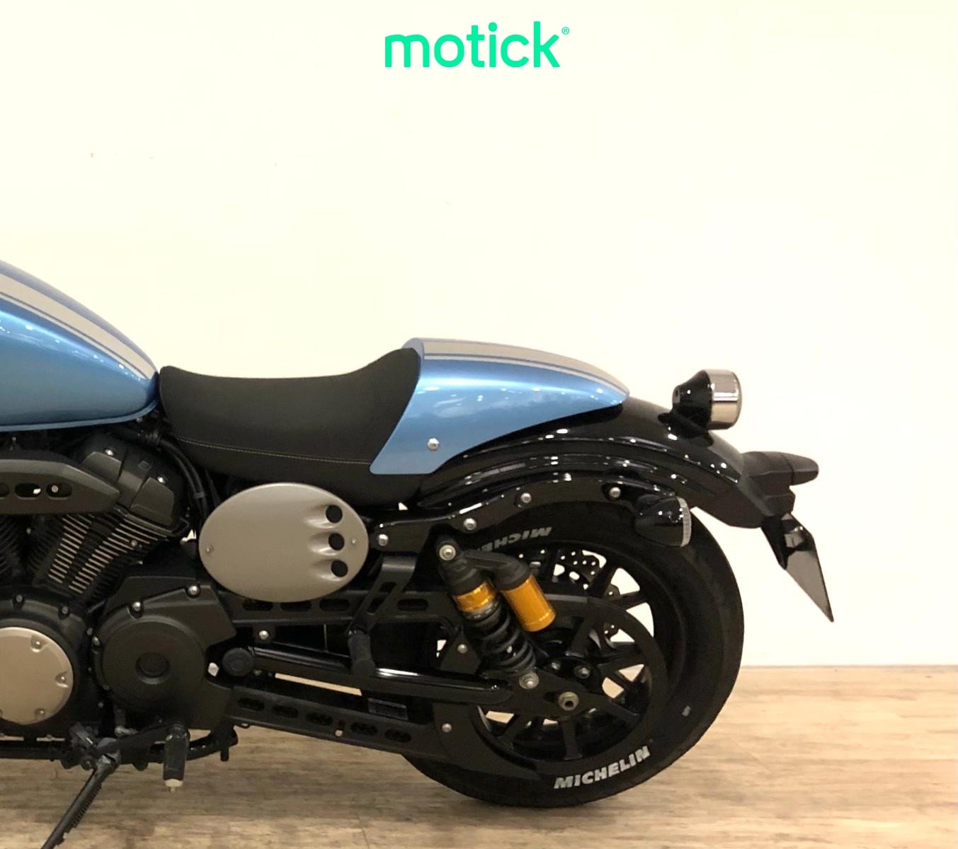 YAMAHA XV 950 BOLT (A)