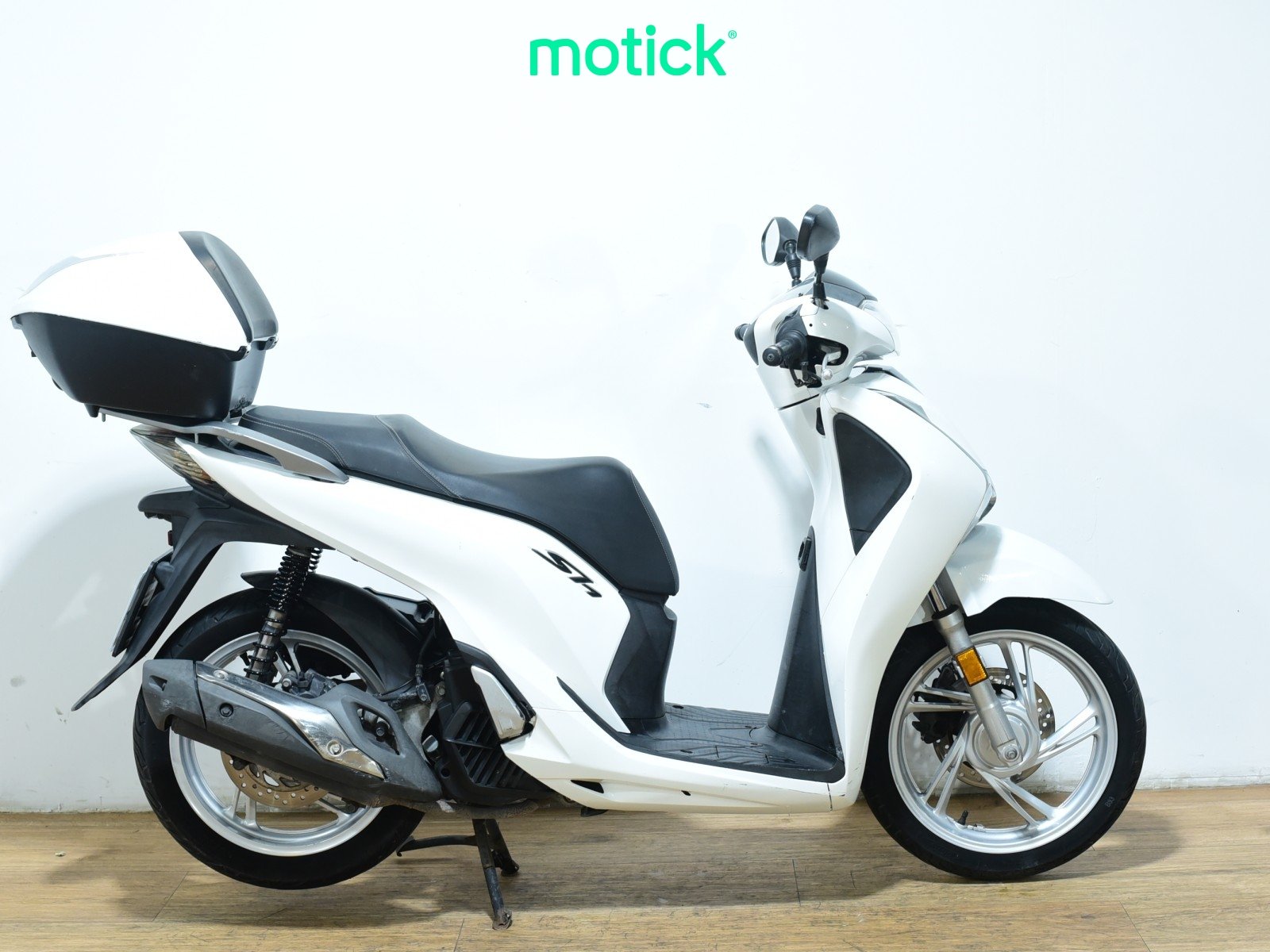 HONDA SH 125 (TOP CASE)