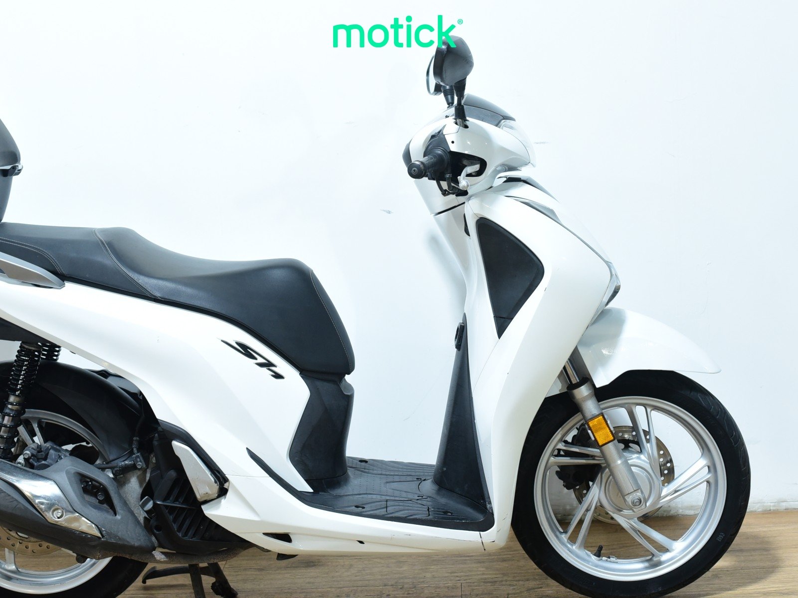 HONDA SH 125 (TOP CASE)