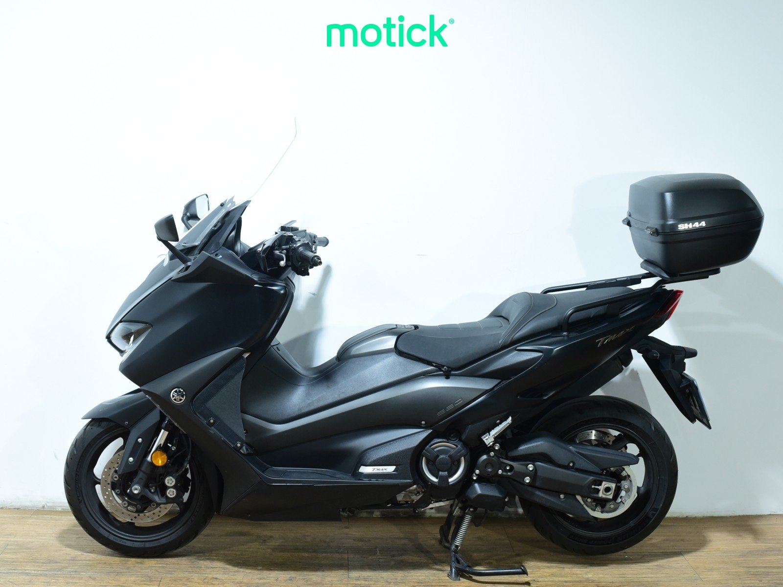 YAMAHA TMAX 560 (A2) (TOP CASE)