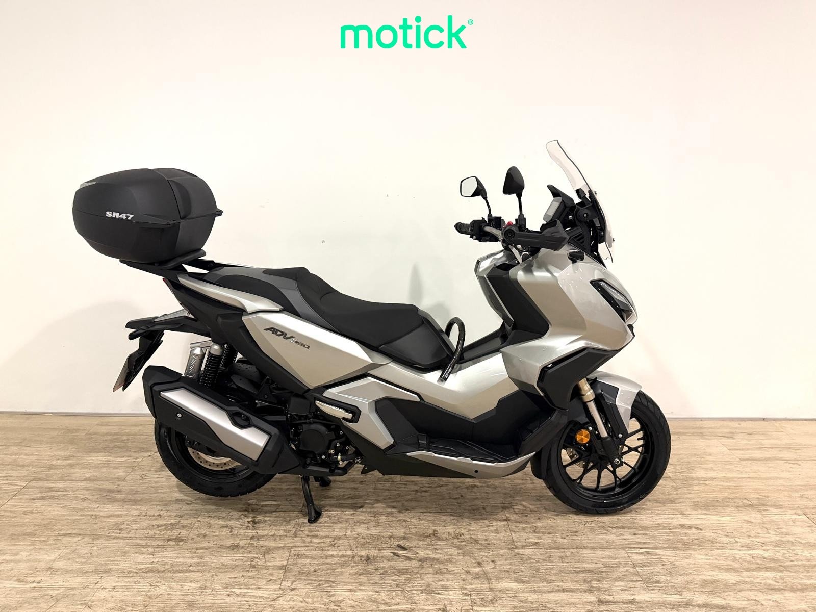 HONDA ADV 350 (TOP CASE)