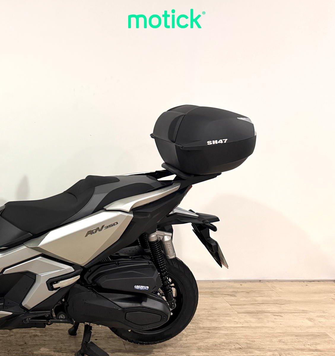 HONDA ADV 350 (TOP CASE)