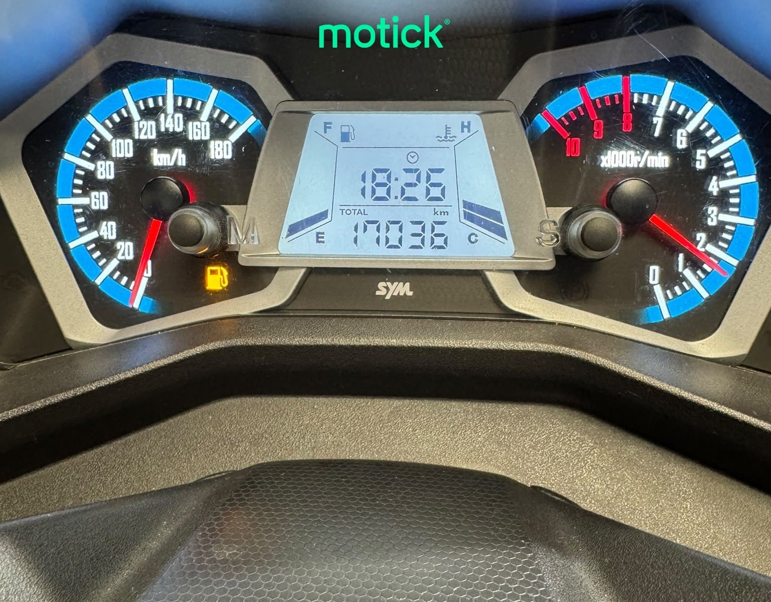 SYM MAXSYM 400 L ABS (TOP CASE)