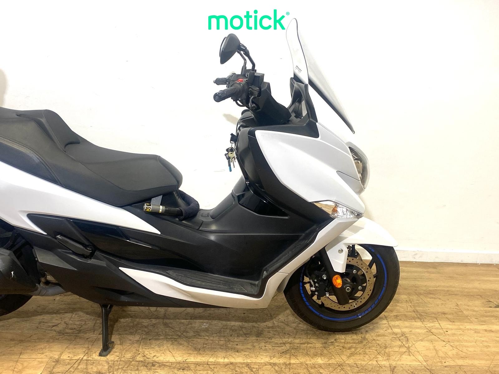 SUZUKI BURGMAN 400