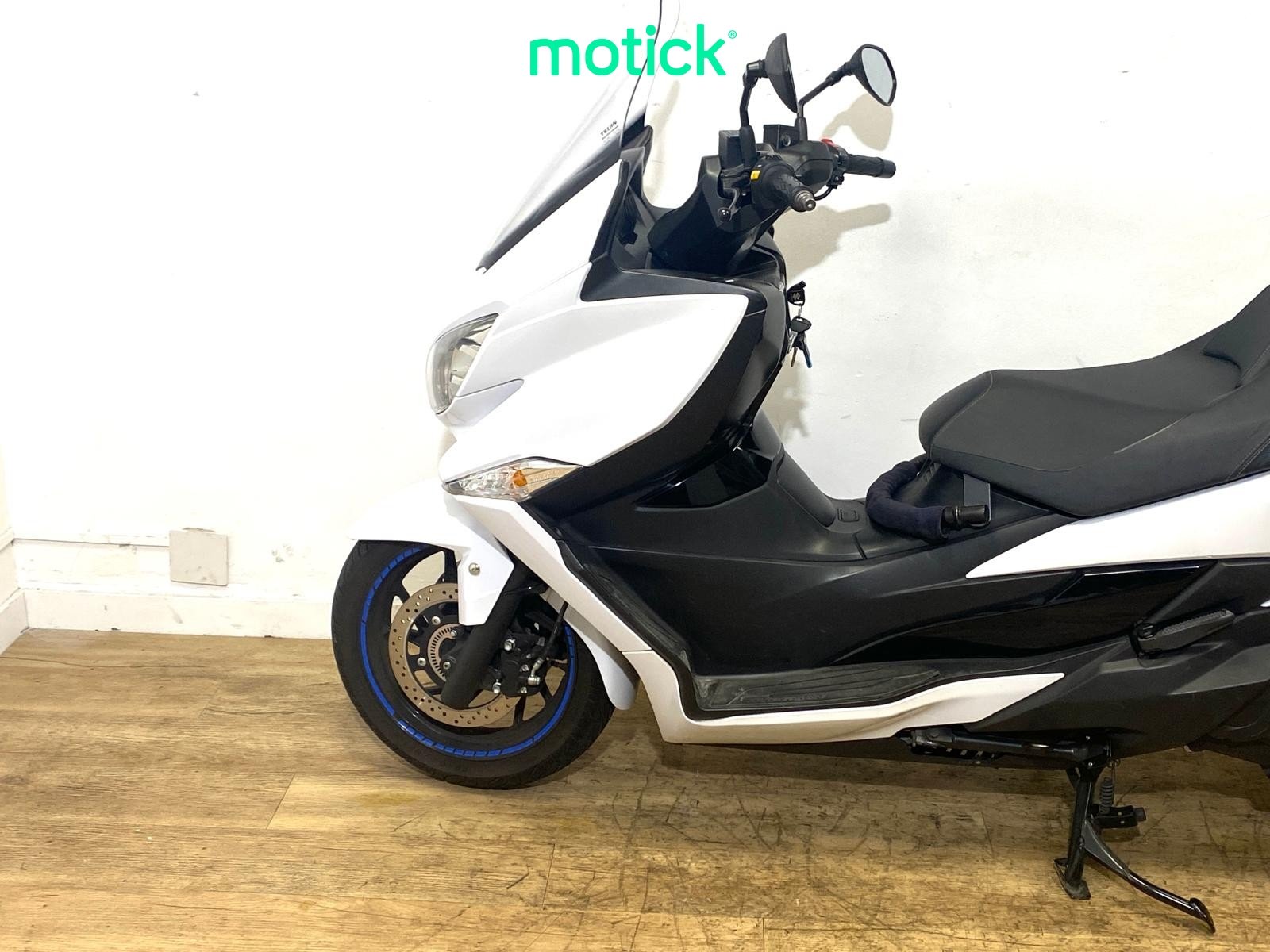 SUZUKI BURGMAN 400