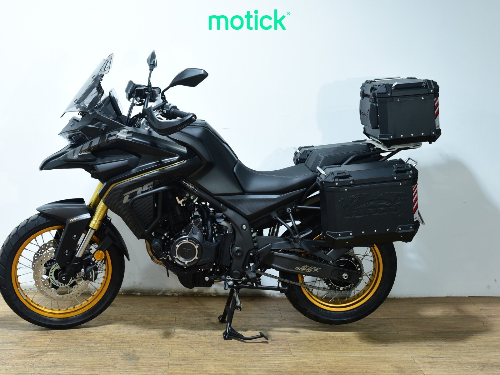VOGE 525 DSX BLACK KNIGHT (3 MALETAS)