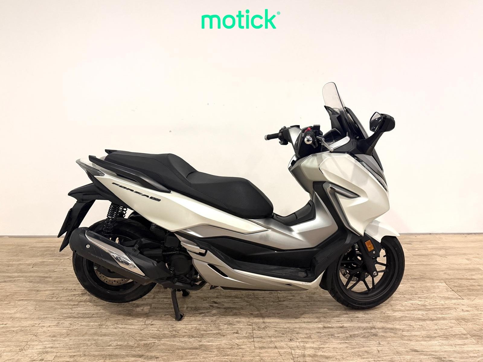 HONDA FORZA 300