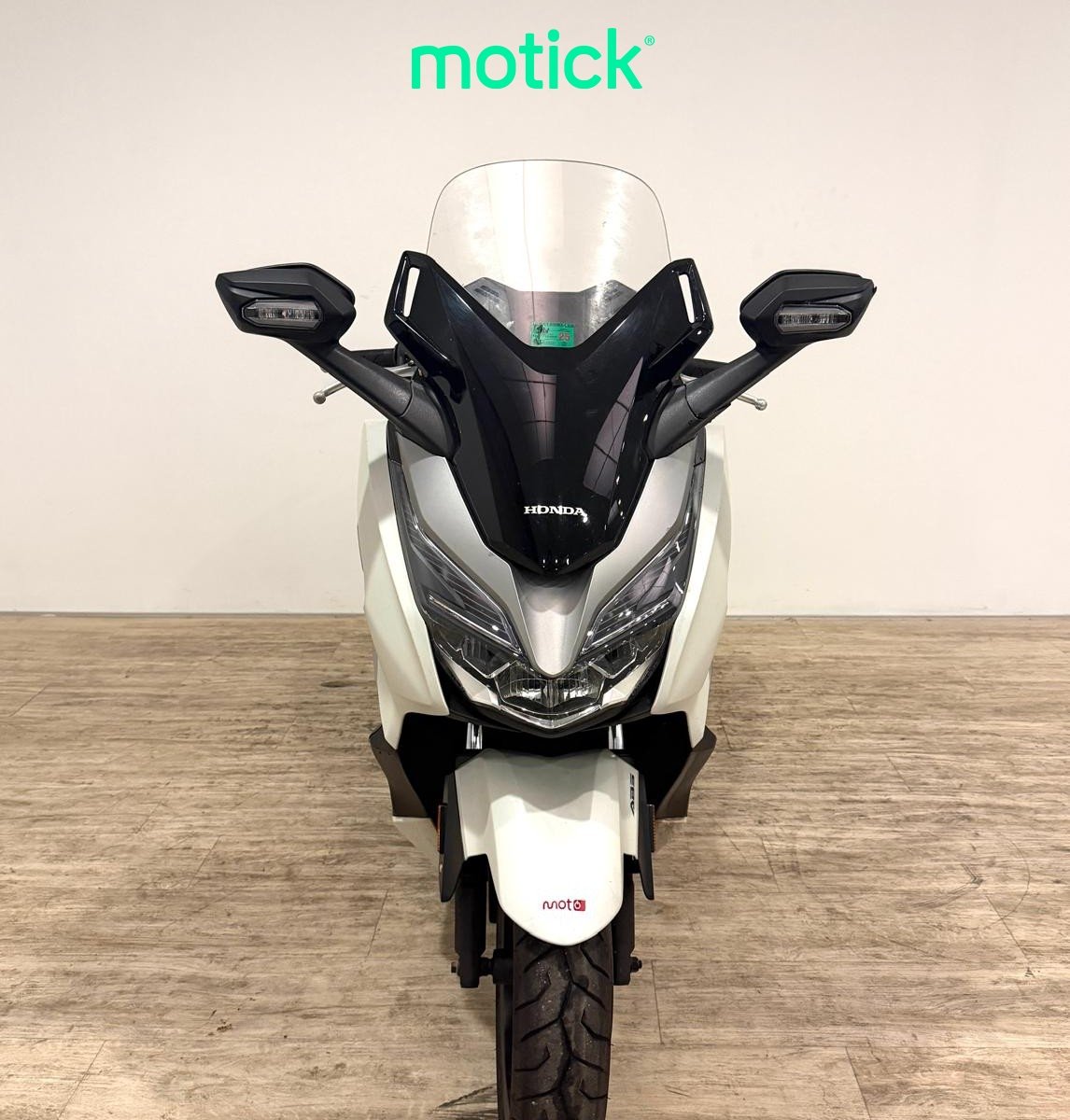 HONDA FORZA 300