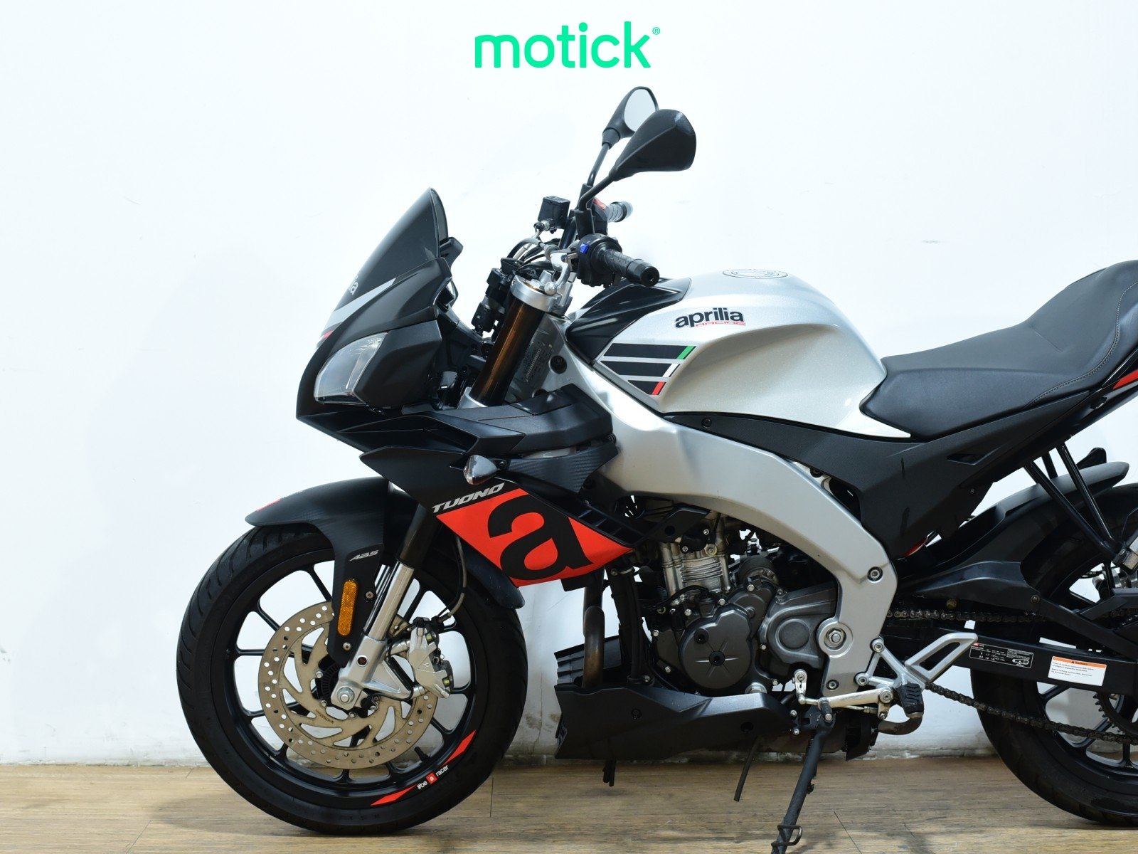 APRILIA TUONO 125