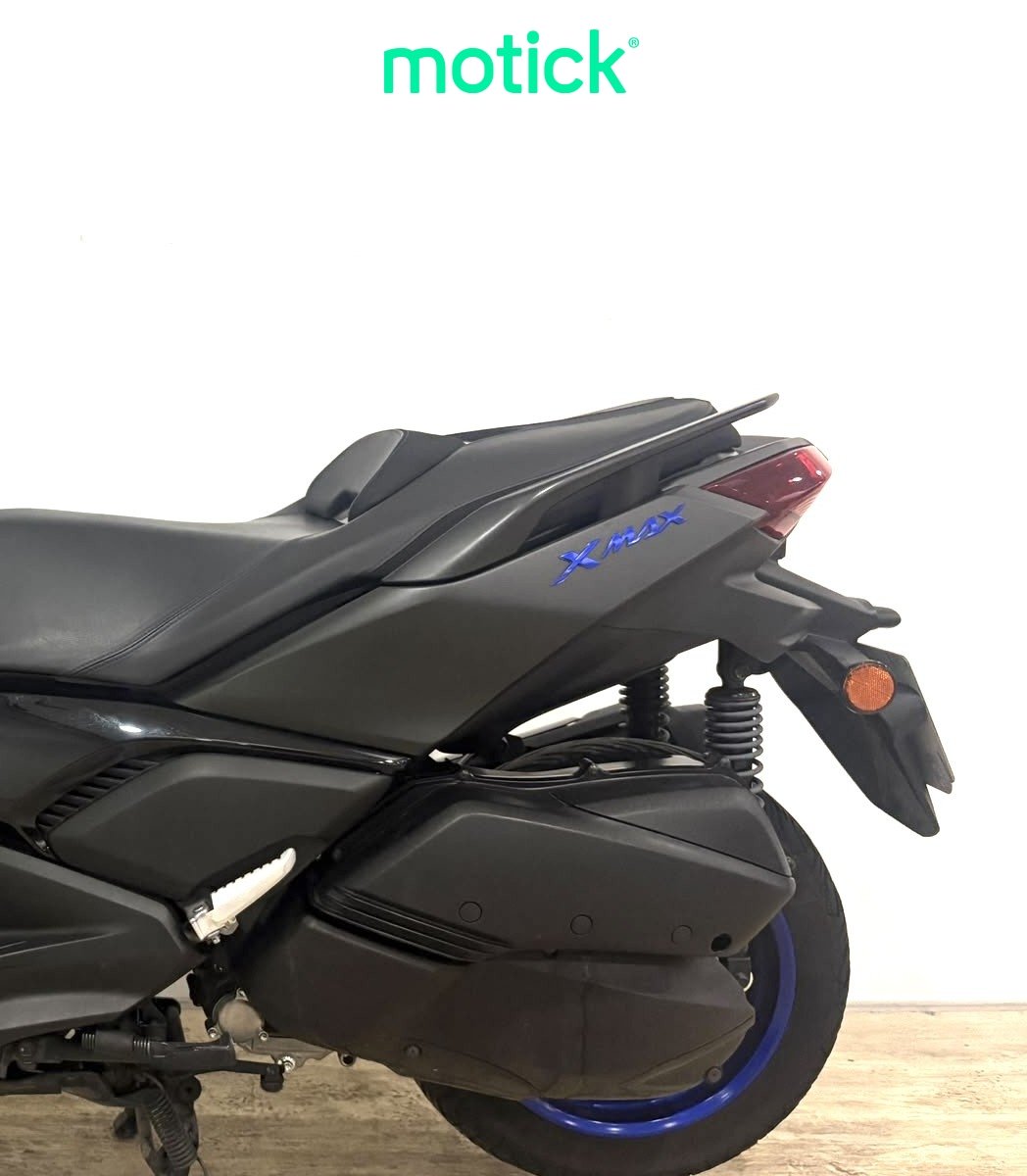 YAMAHA XMAX 300