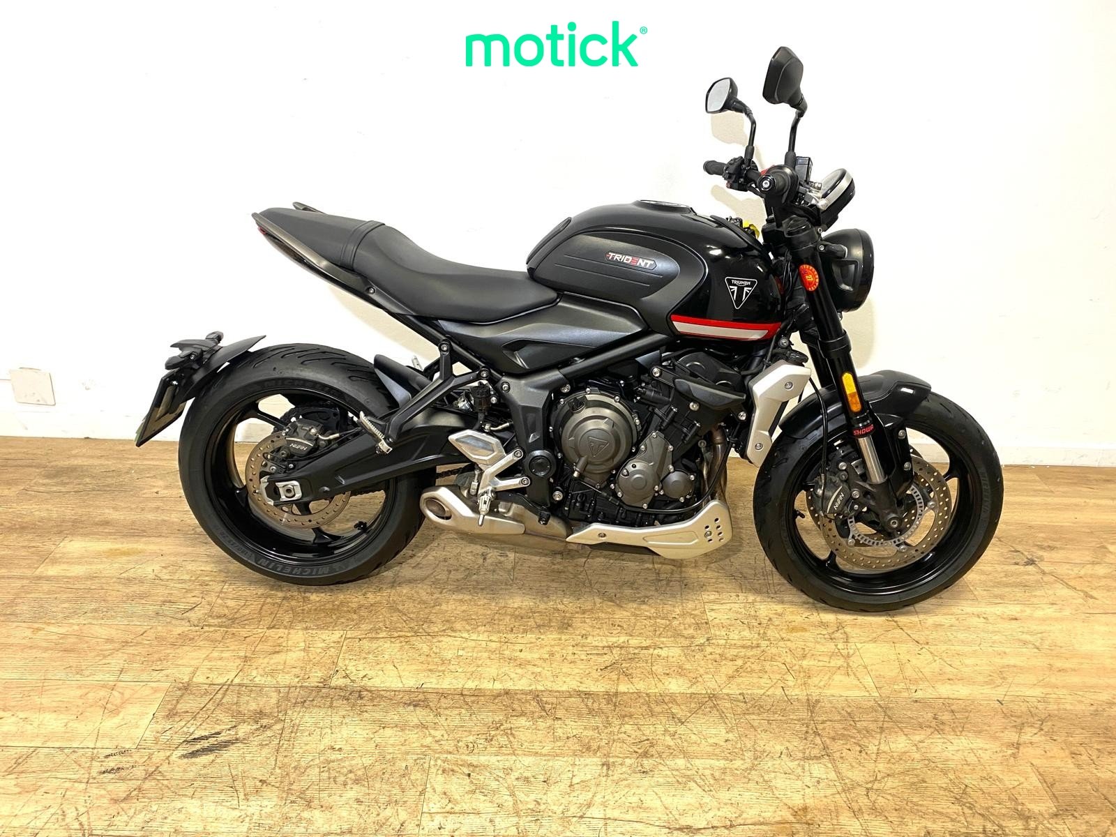 TRIUMPH TRIDENT 660 (A)