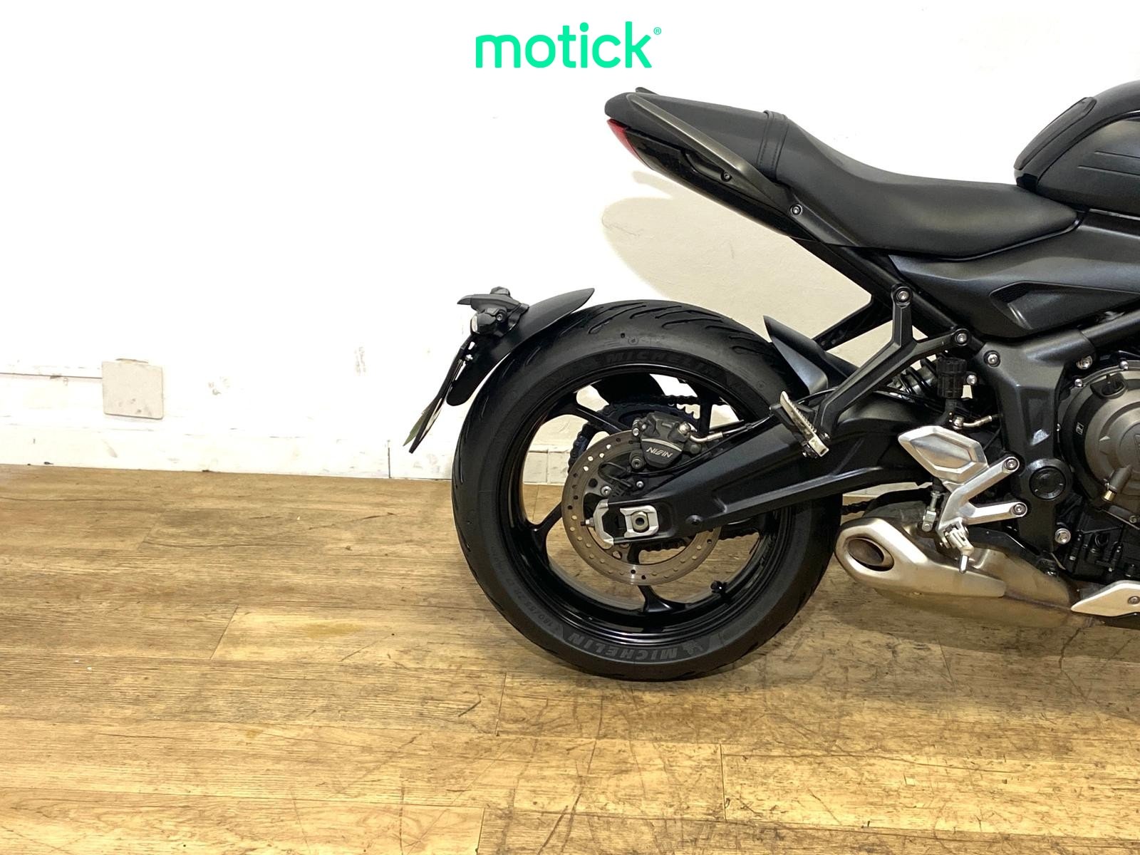 TRIUMPH TRIDENT 660 (A)