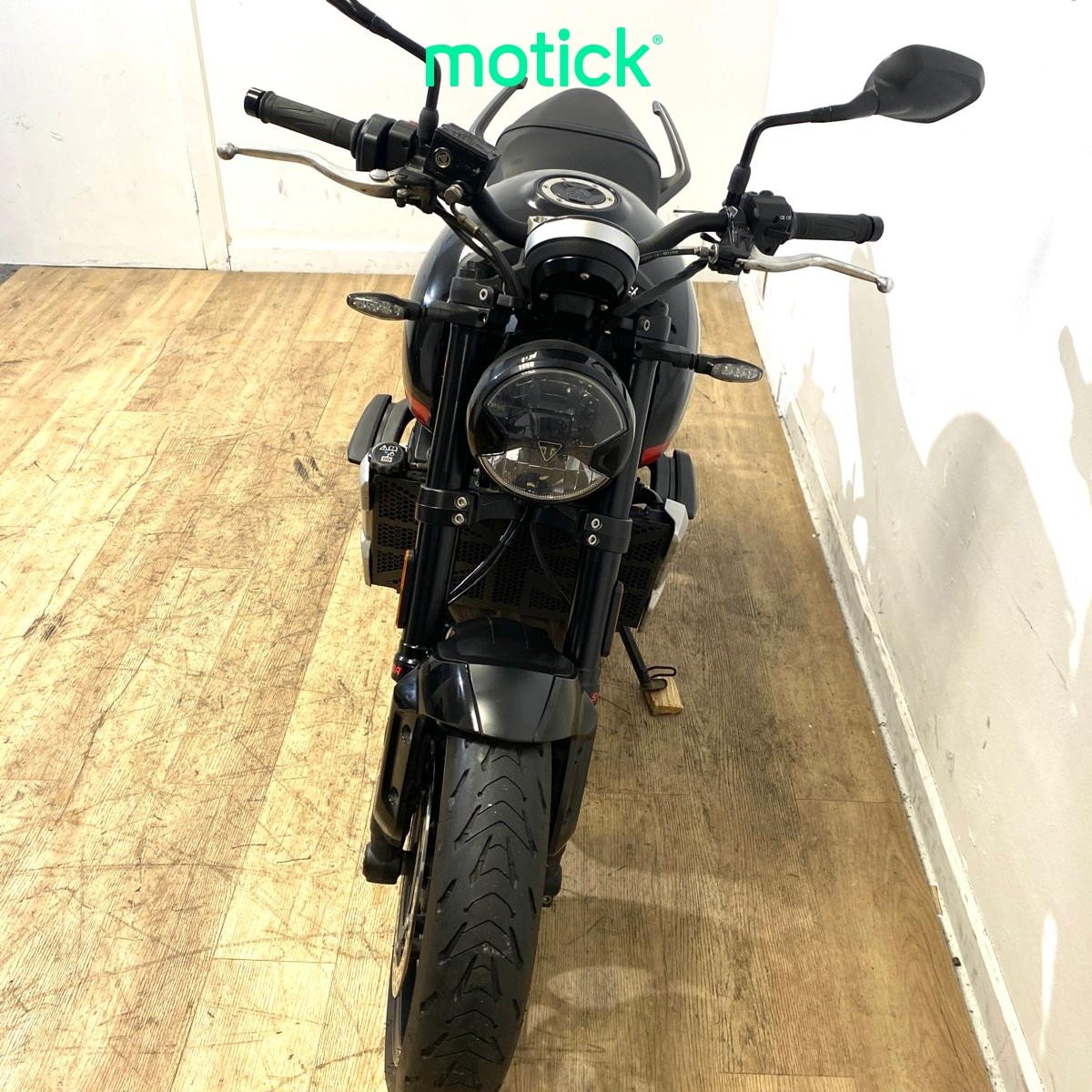 TRIUMPH TRIDENT 660 (A)