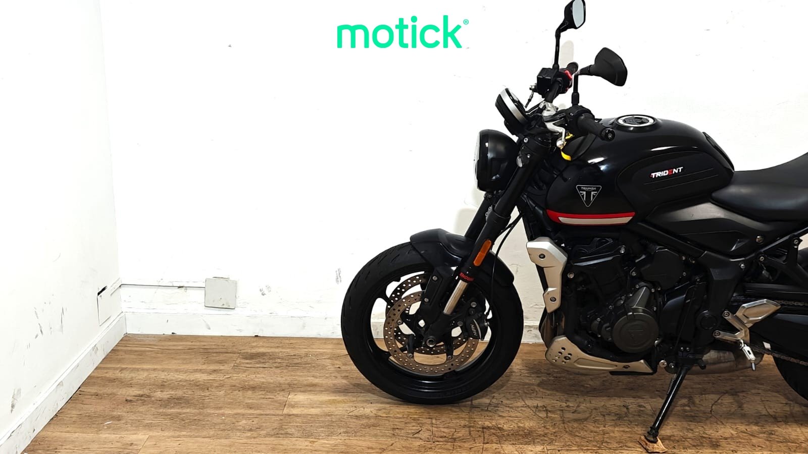 TRIUMPH TRIDENT 660 (A)