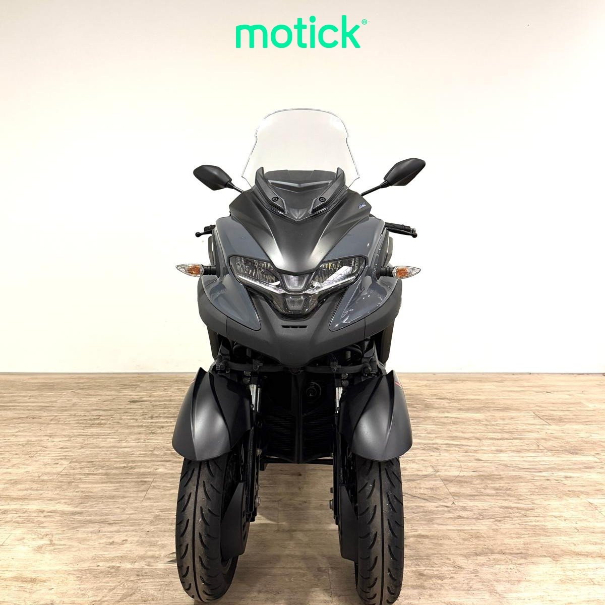 YAMAHA TRICITY 300