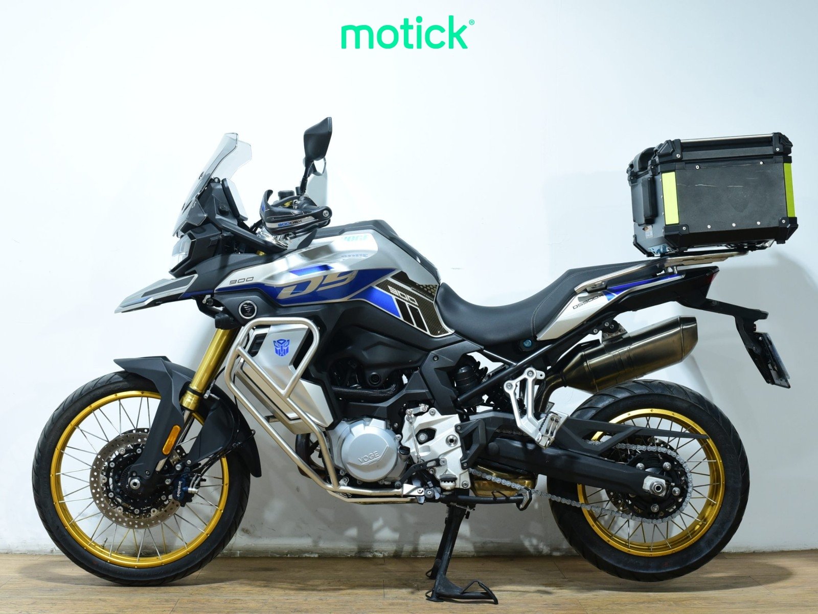 VOGE 900 DSX