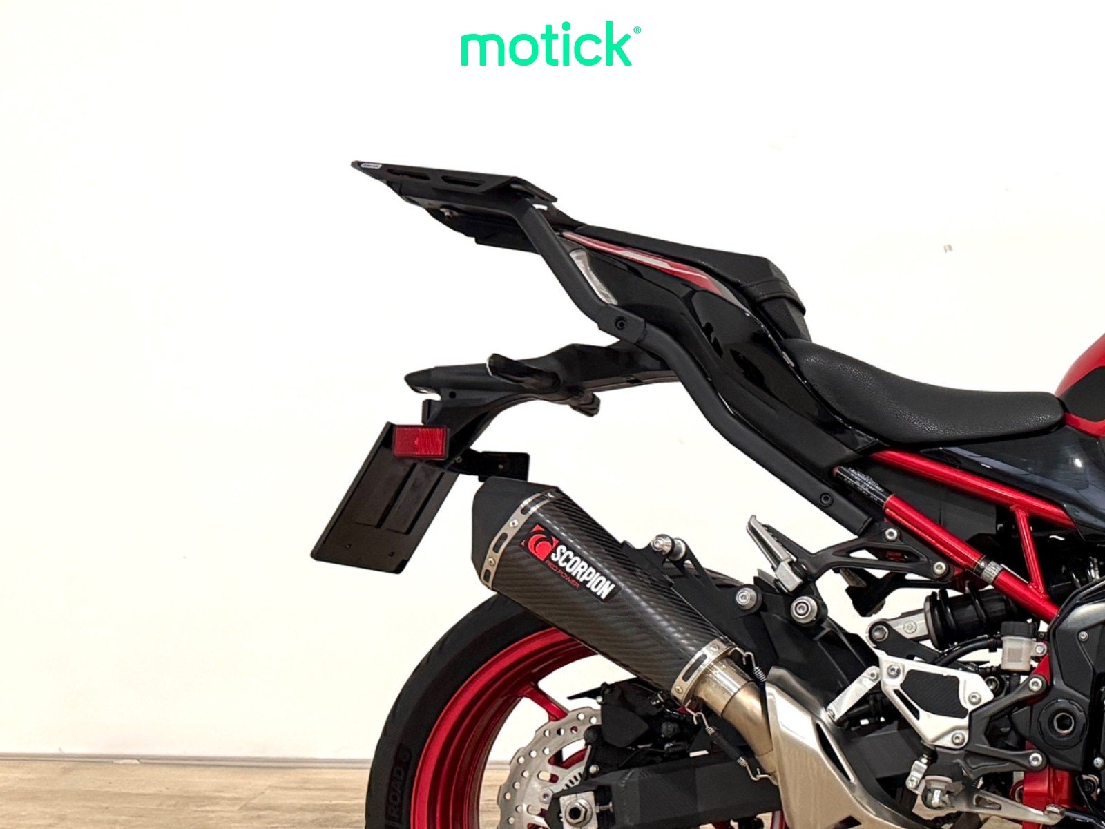 KAWASAKI Z 900 (FULL) (ESCAPE SCORPION)