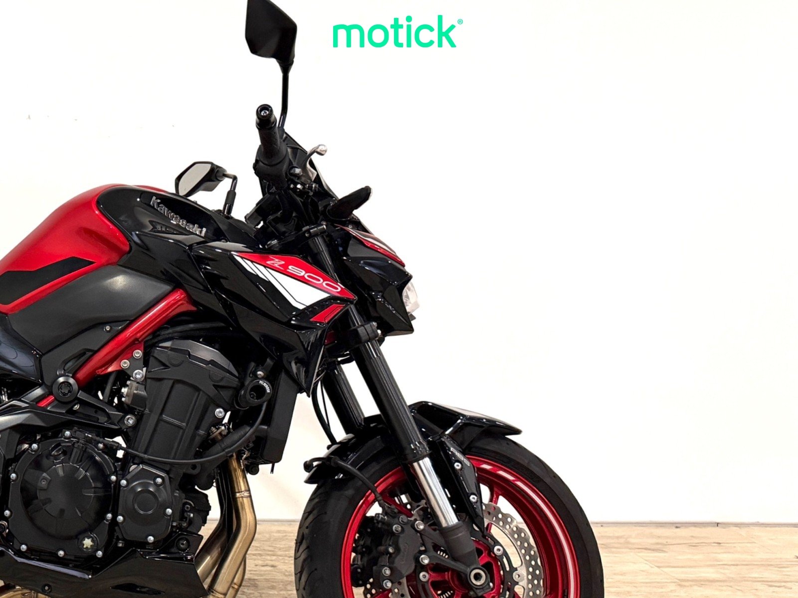 KAWASAKI Z 900 (FULL) (ESCAPE SCORPION)