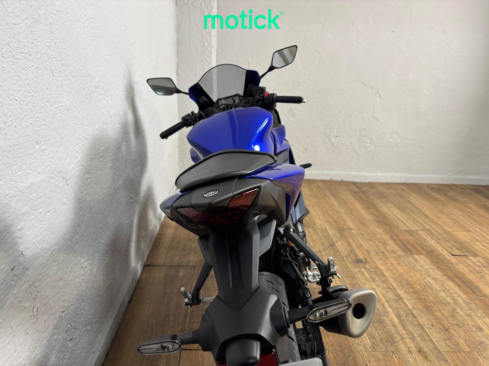 YAMAHA YZF R3