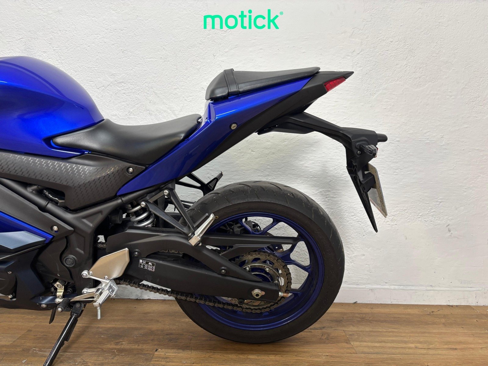 YAMAHA YZF R3