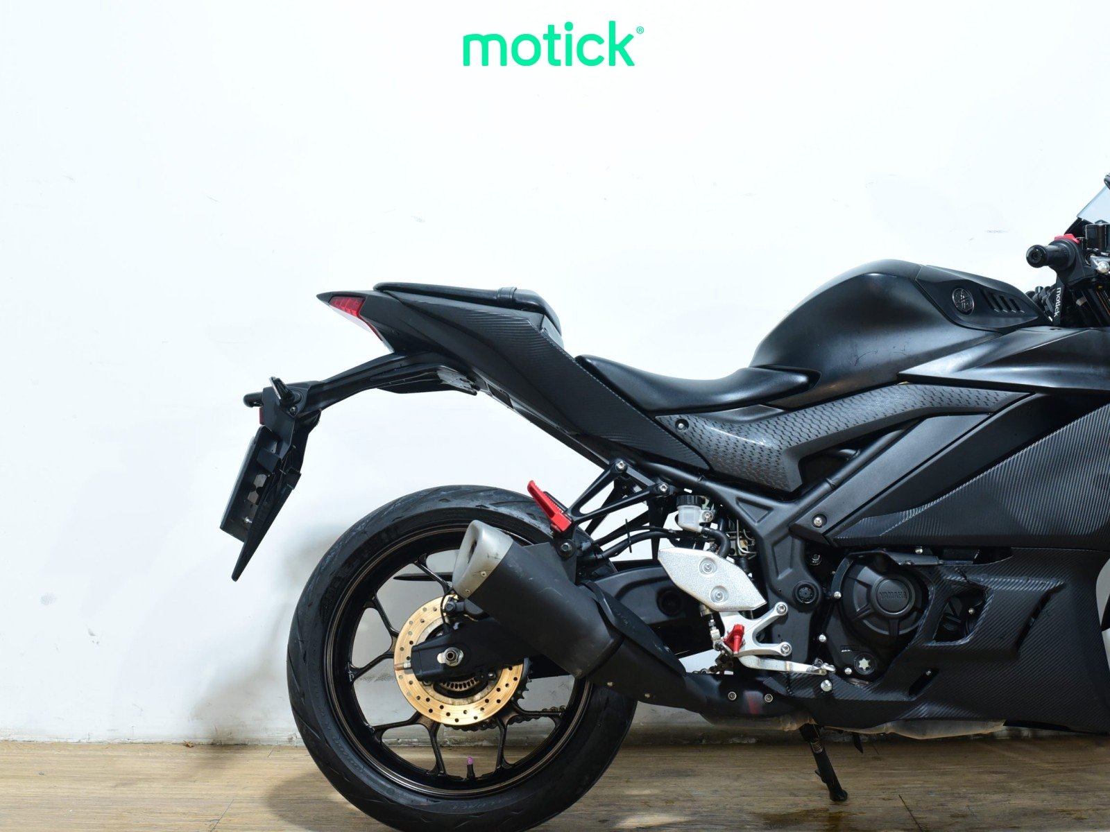 YAMAHA YZF R3